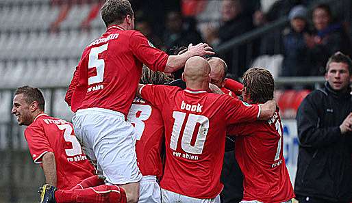 Nach dem Zwangsabstieg in die Oberliga hat Ahlen immerhin mal wieder Grund zum Jubeln