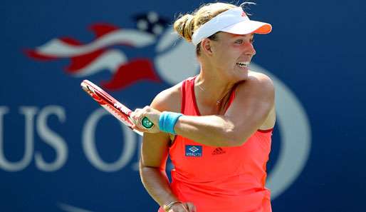 Das Viertelfinale zwischen Angelique Kerber und Flavia Pennetta wurde wegen Regens verschoben