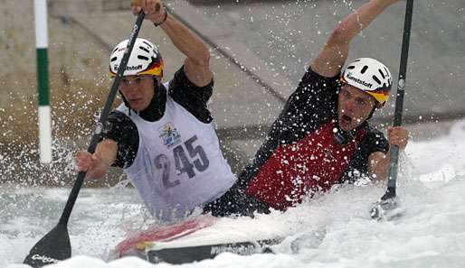 Bei der Slalom-Weltmeisterschaft scheiterten die Männer im Canadier-Zweier