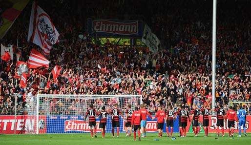 Der SC Freiburg möchte nach der 0:7-Niederlage in München beim Südwest-Derby wieder feiern