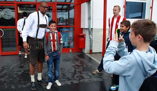 Jerome Boateng trug dieser Tage zum ersten Mal eine bayerische Lederhos'n