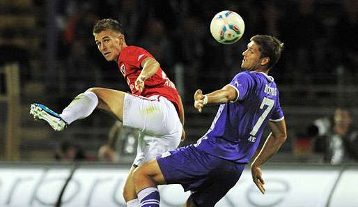 Uwe Hünemeier (l.) wird aufgrund von Rückenproblemen gegen Fortuna warhscheinlich fehlen