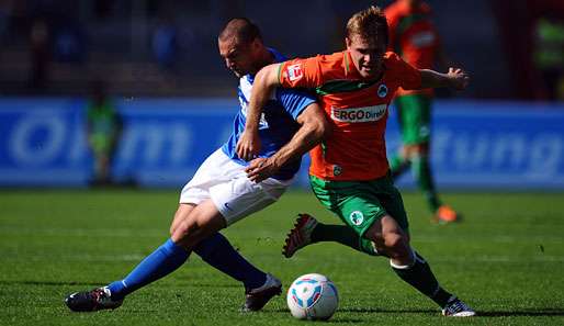 Greuther Fürth und Karlsruhe trennen sich nach zwei Last-Minute-Toren mit 2:2