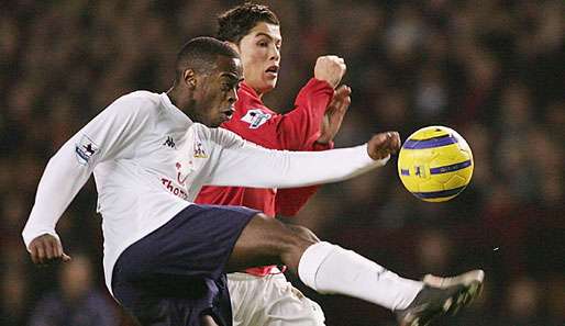 Früher gehörte Ricketts zu den größten englischen Talenten. Hier gegen Cristiano Ronaldo