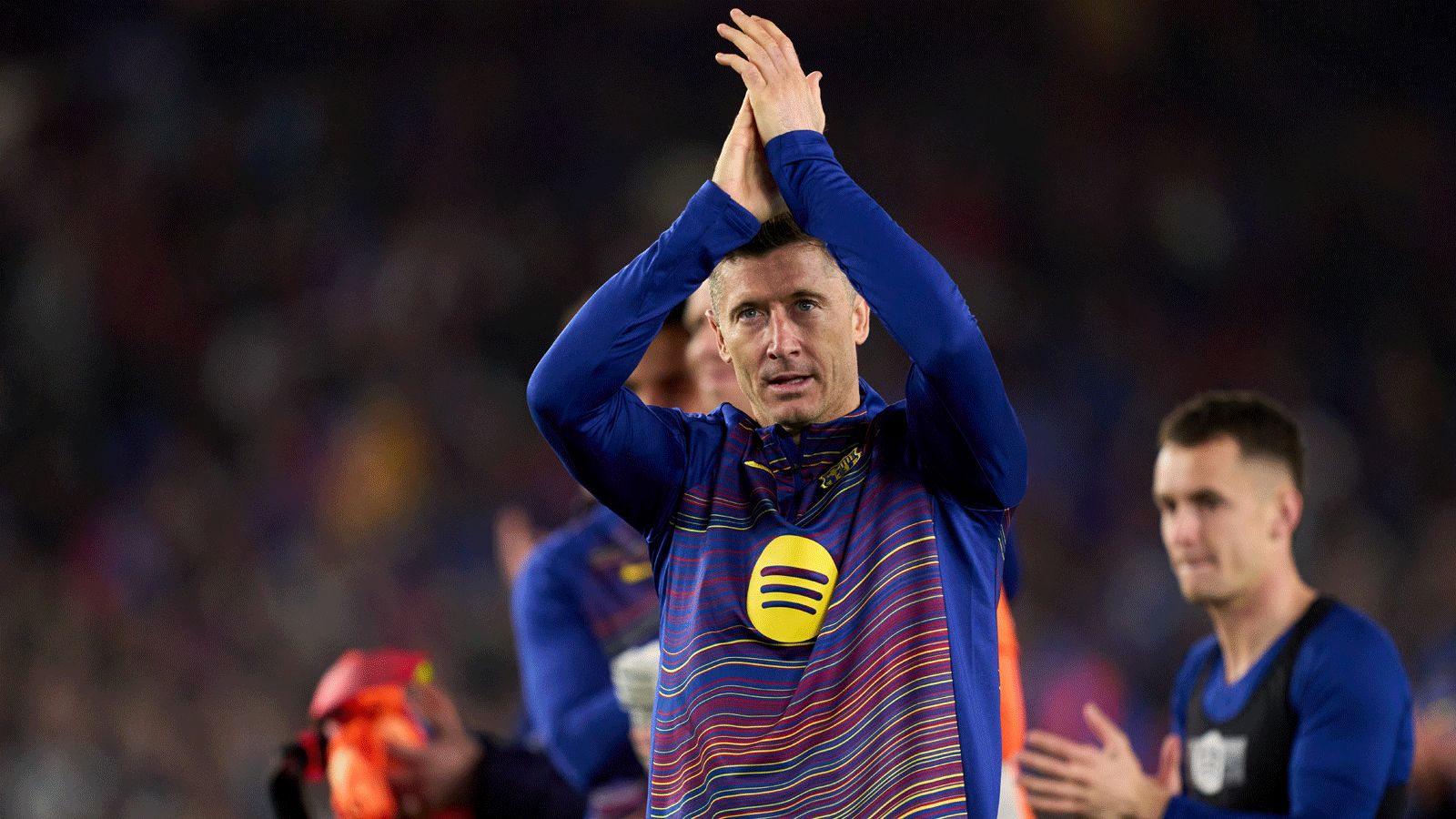 Treffen bei Spiel der polnischen Nationalmannschaft: Spitzenklub geht anscheinend bei Barcelona-Star Robert Lewandowski in die Vollen