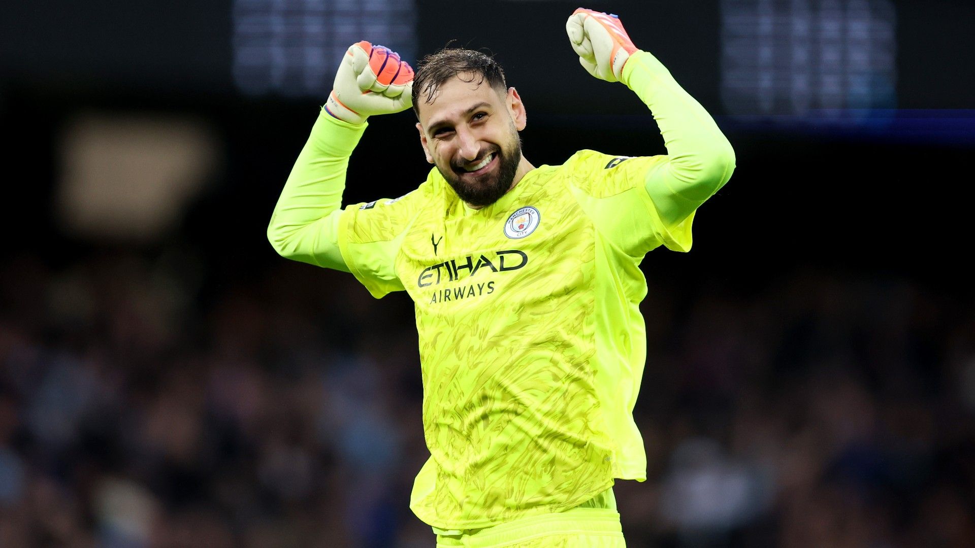 Gianluigi Donnarumma i Manchester Cityt feston