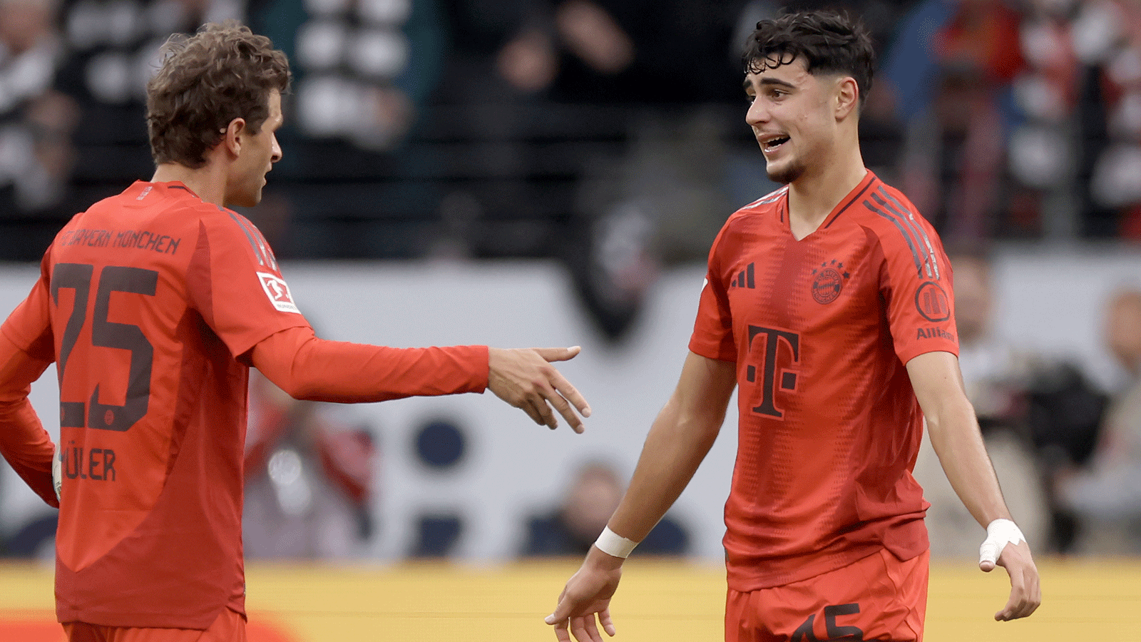 FC Bayern München, News: Aleksandar Pavlovic äußert speziellen Wunsch