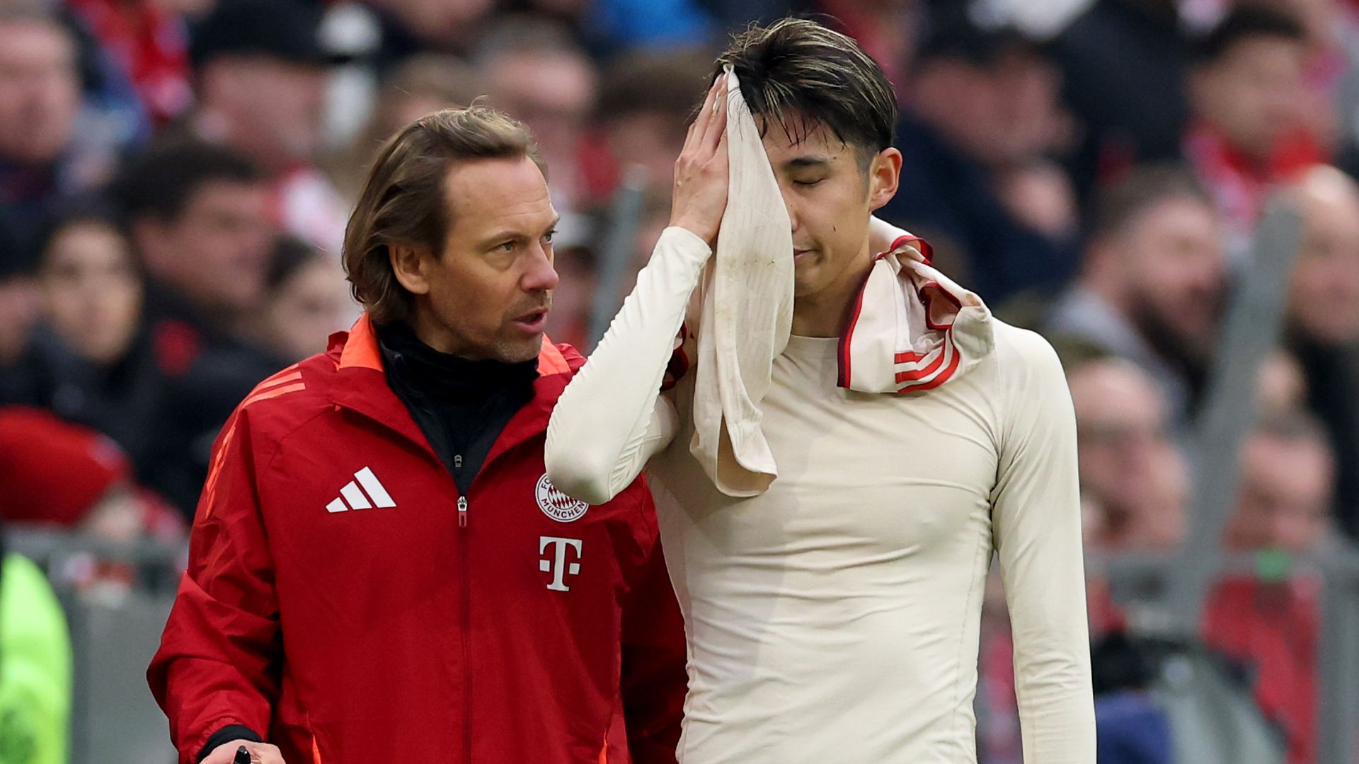 FC Bayern, News: Große Sorgen um Hiroki Ito - Comeback erst 2026?