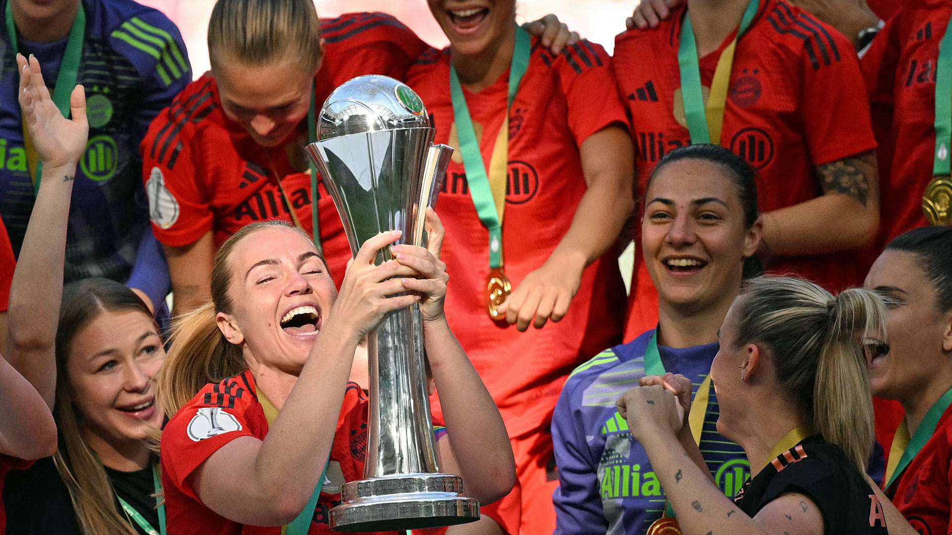 fc bayern frauen pokalsieg