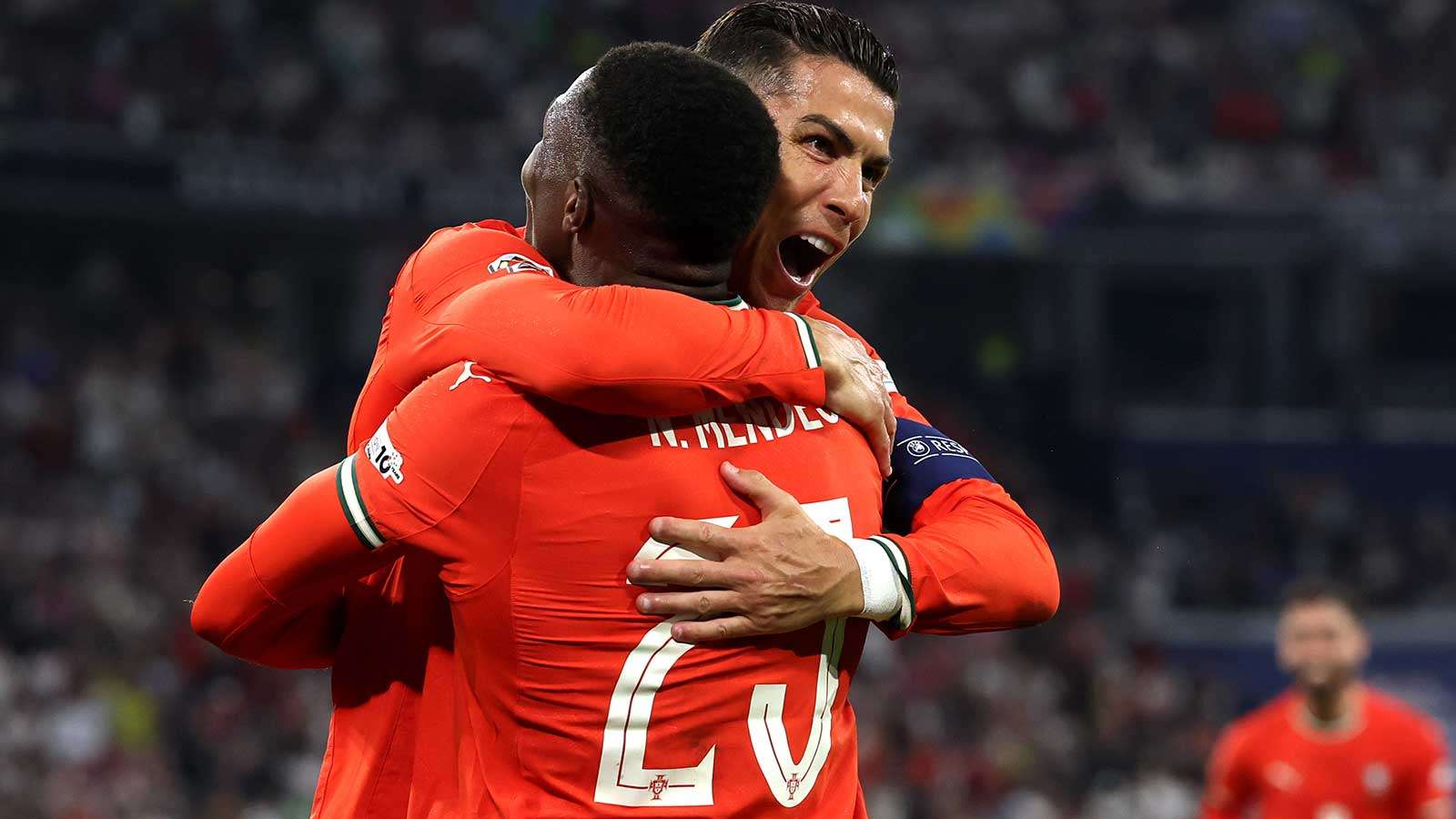 CR7