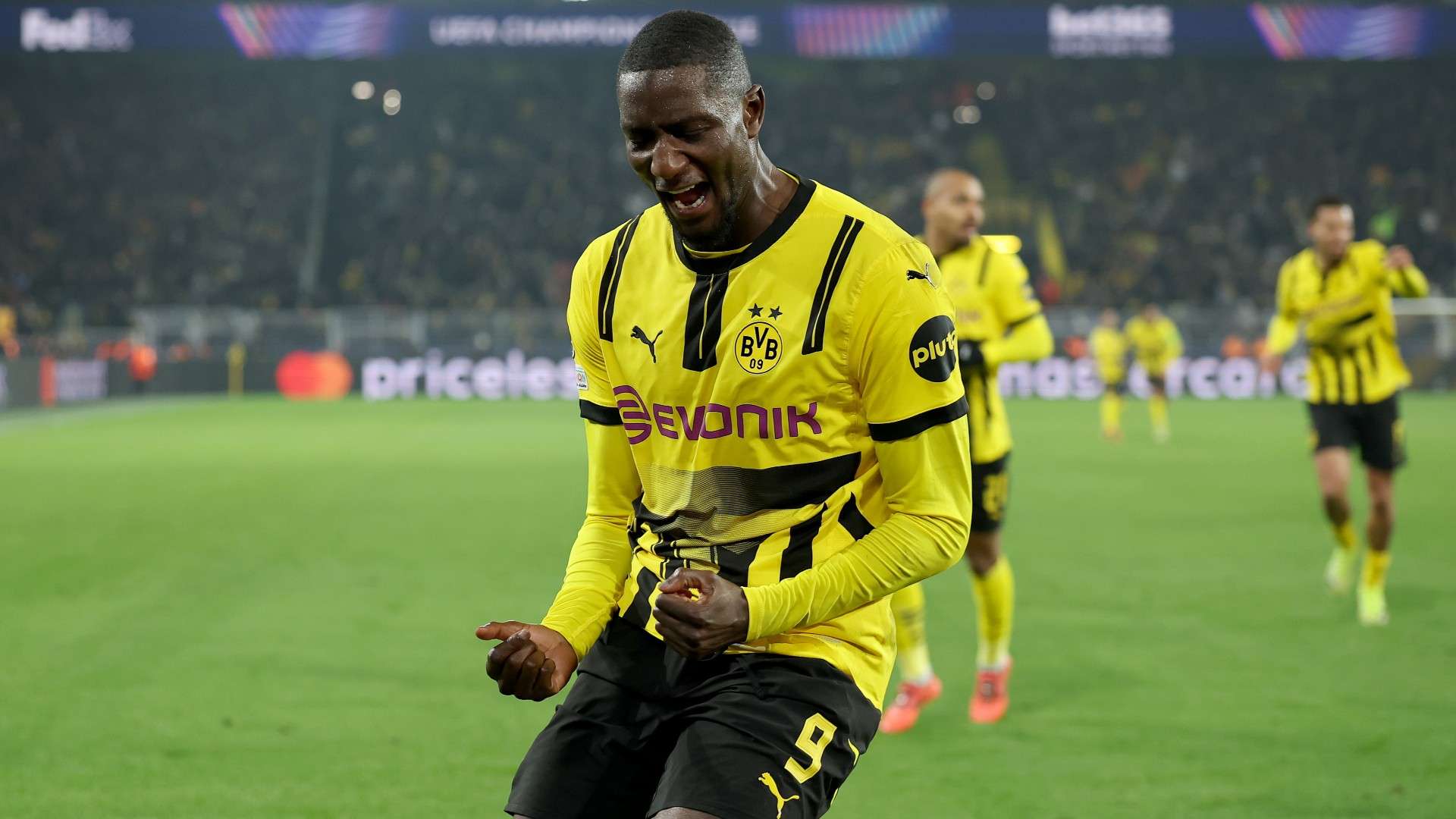 Serhou Guirassy of Borussia Dortmund celebrates  