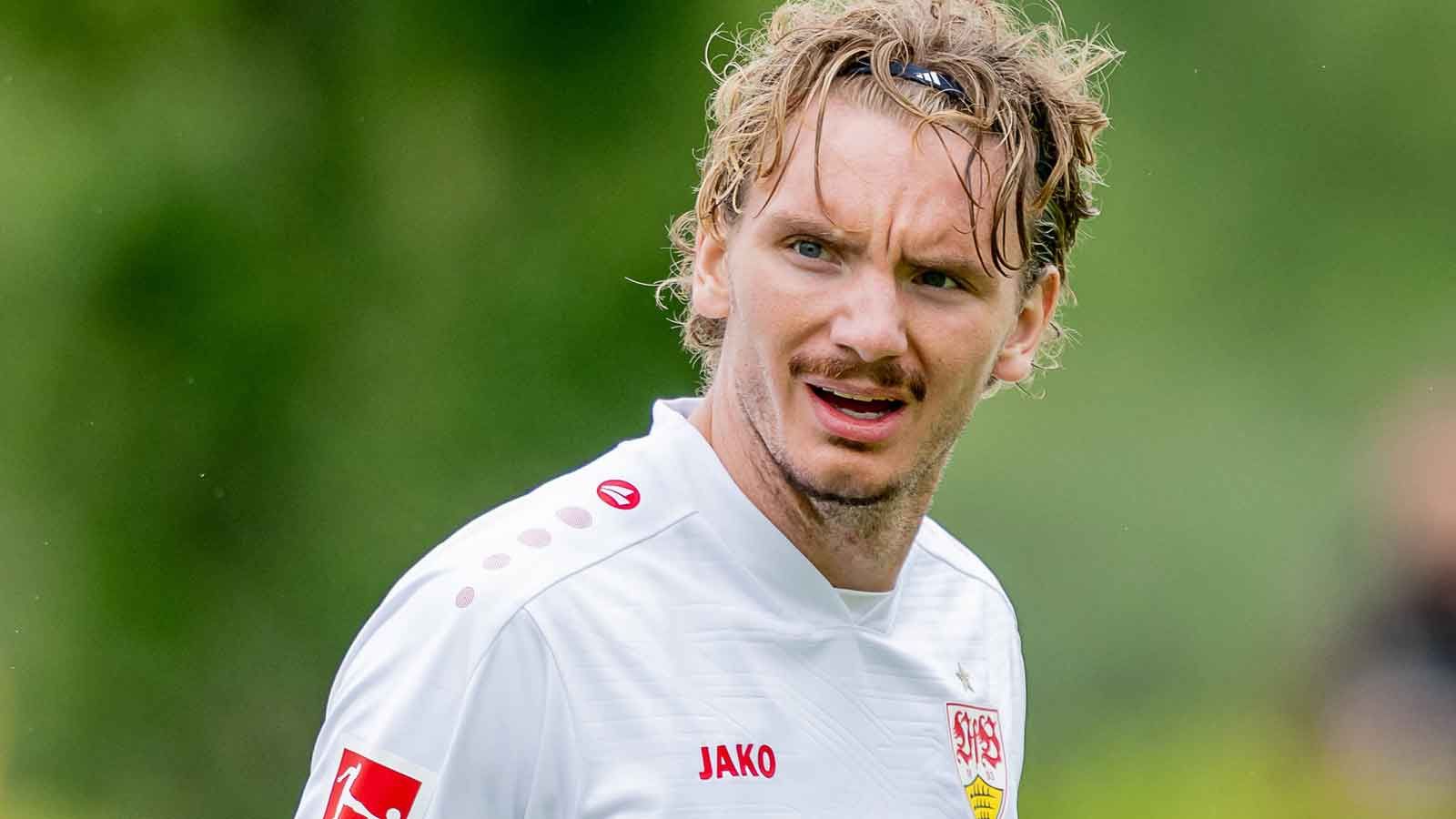 FC Bayern München: Hintertürchen bei Nick Woltemade?