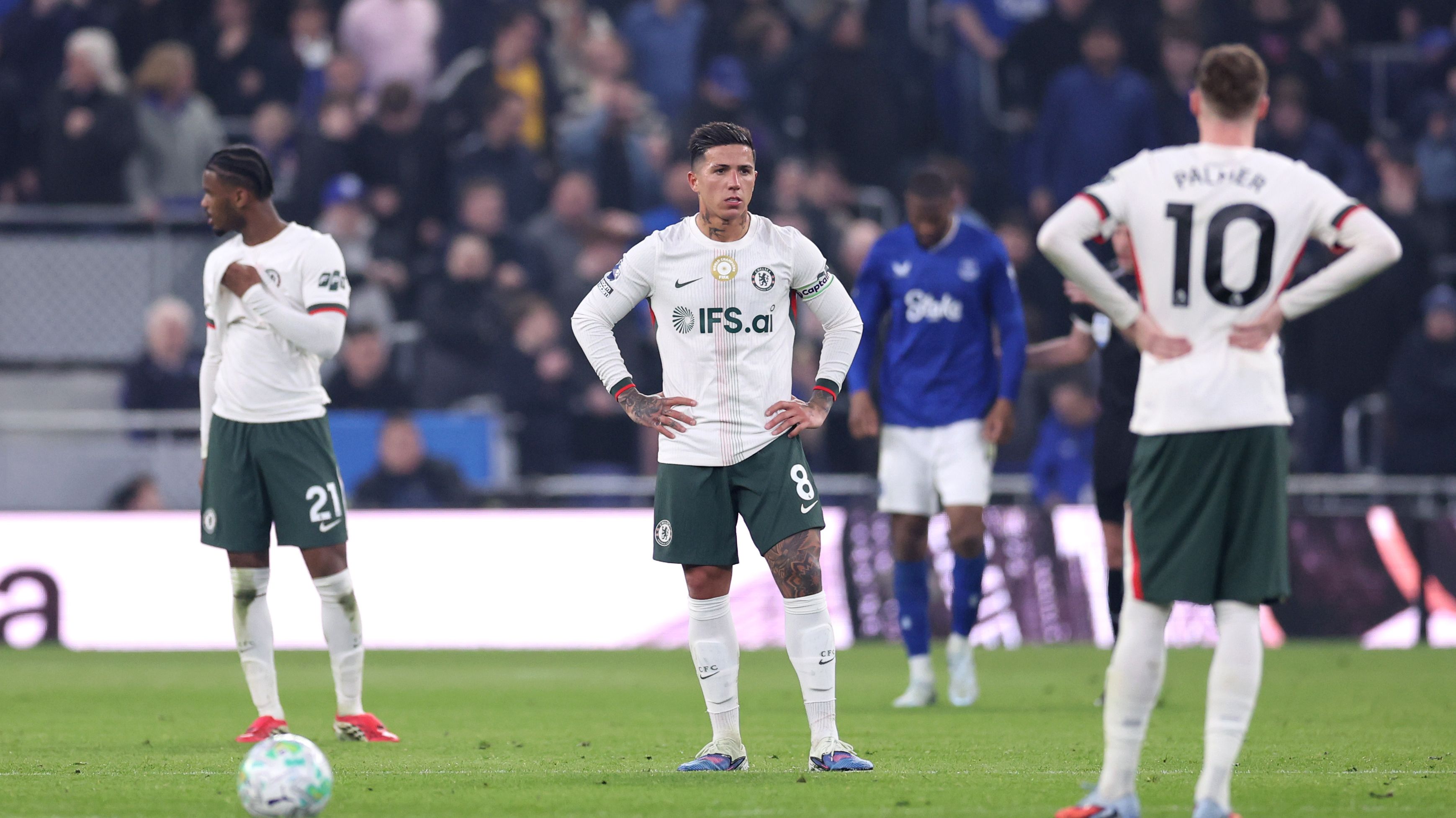 FC Chelsea loses four consecutive competitive matches