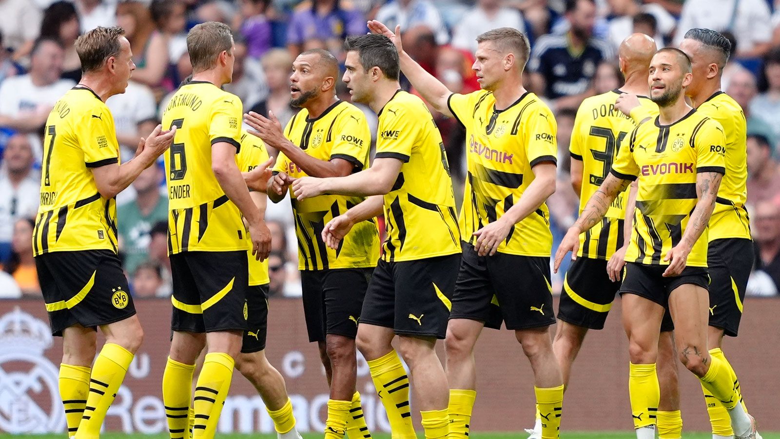 BVB, News: Spektakuläres Legendenspiel gegen Real Madrid