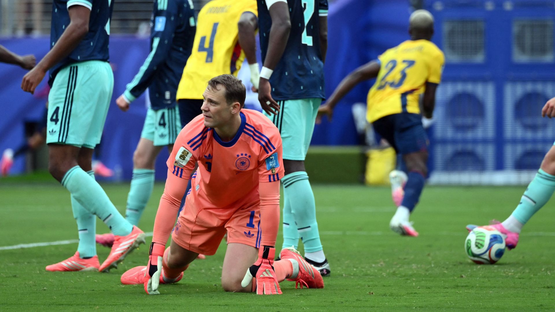 DFB-Team: Manuel Neuer trägt eine Mitschuld an Ecuadors Siegtor
