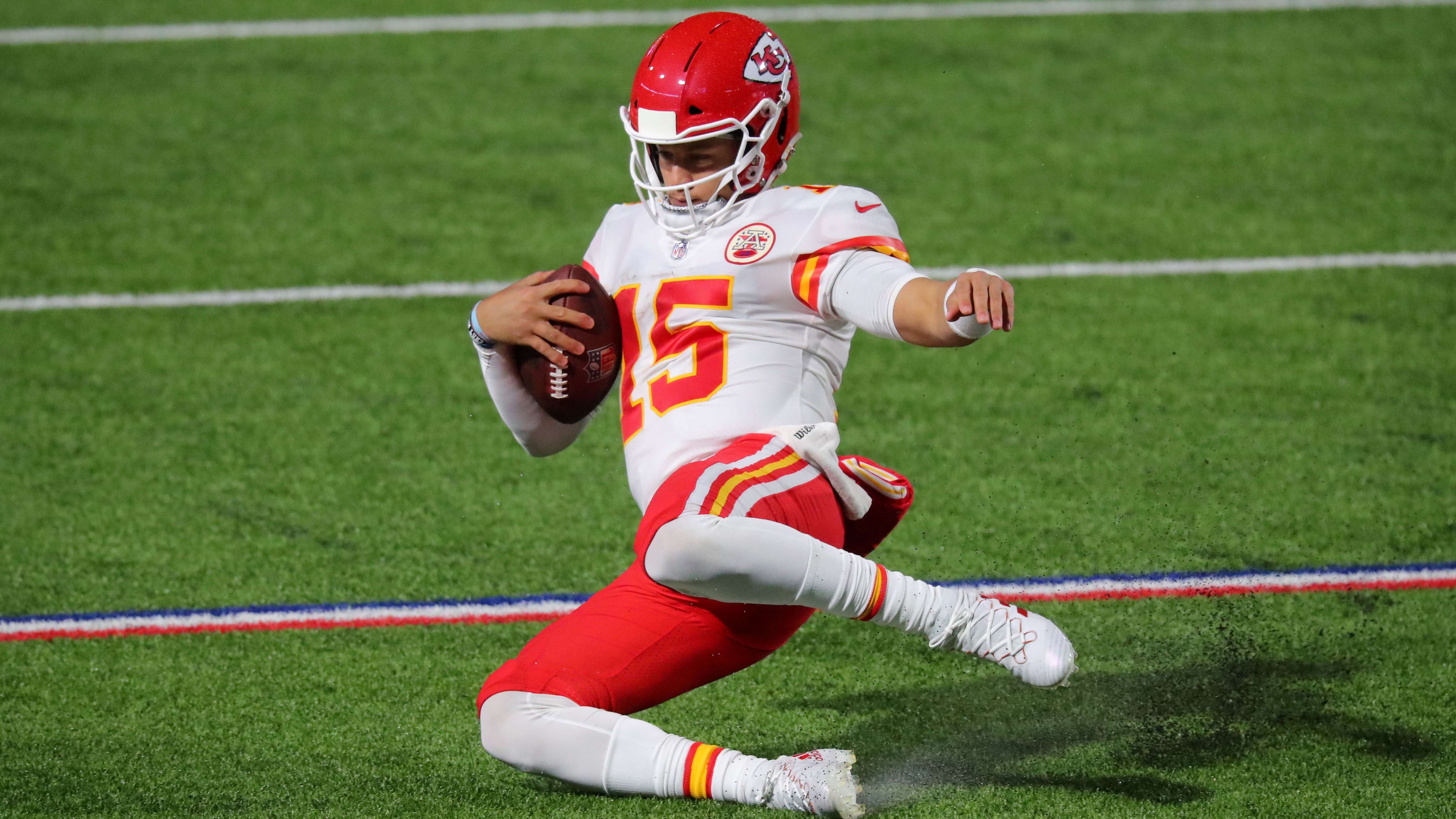 Quarterback Slide Mahomes