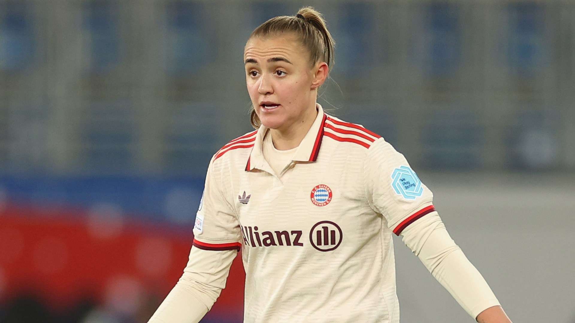 Georgia Stanway Bayern Munich 2024-25