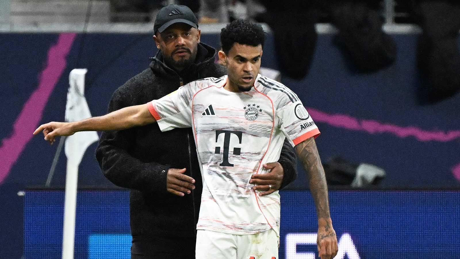 Überraschender Backup für Luis Diaz: Liefert der FC Bayern den nächsten Beweis für seinen neue Transfer-Strategie?
