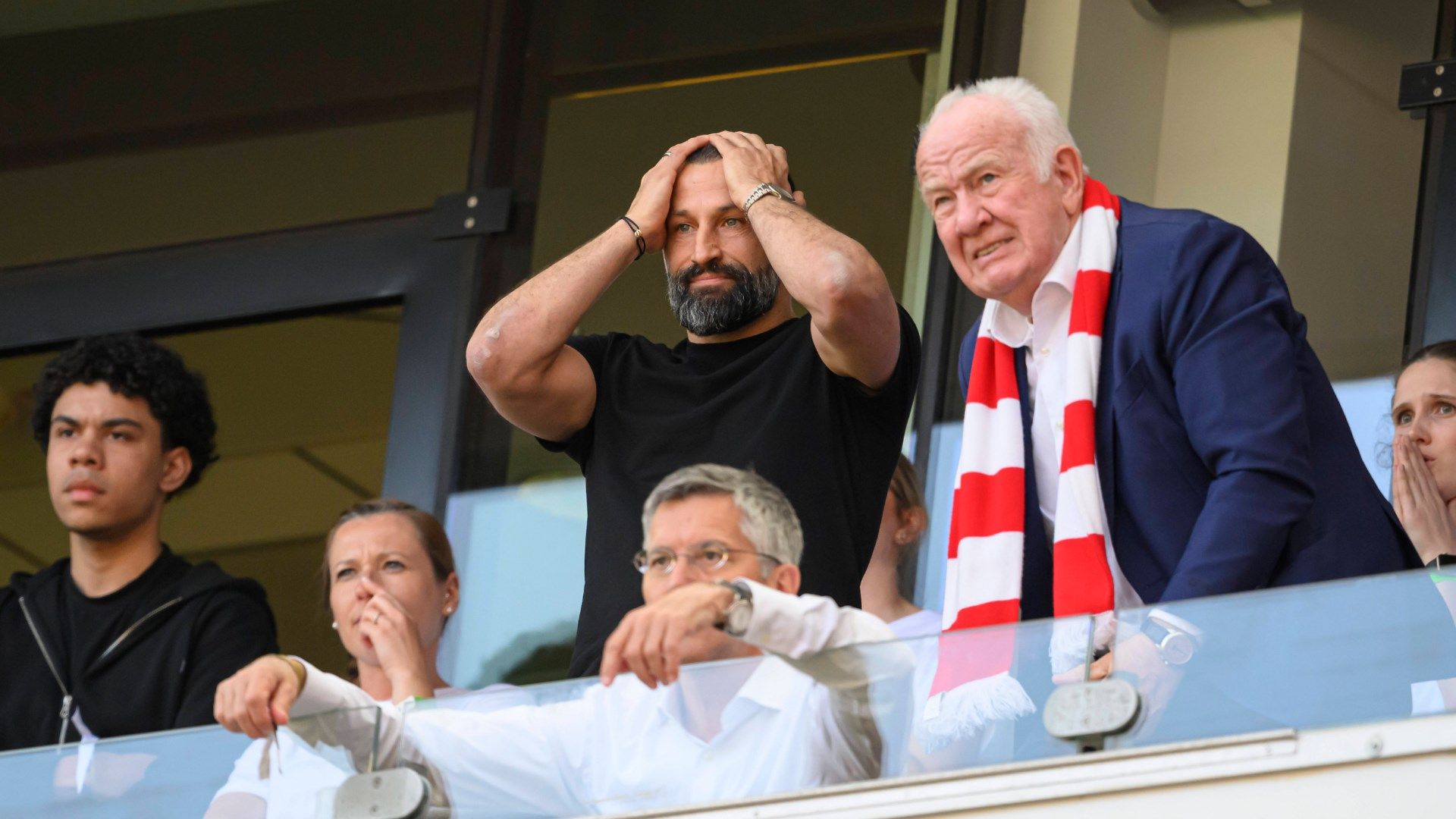 Ihm folgt das Pech auf Schritt und Tritt! Einer der besten Transfers von Hasan Salihamidzic beim FC Bayern erlebt einen dramatischen Absturz