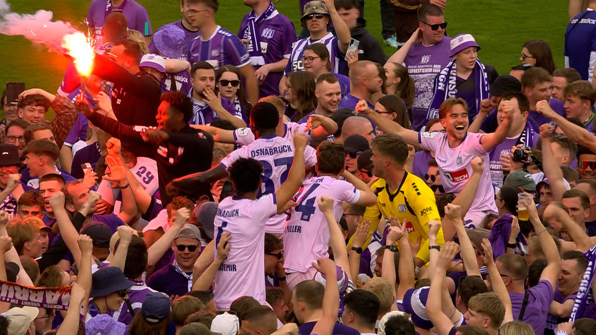 Platzsturm! VfL Osnabrück steigt in die 2. Fußball-Bundesliga auf