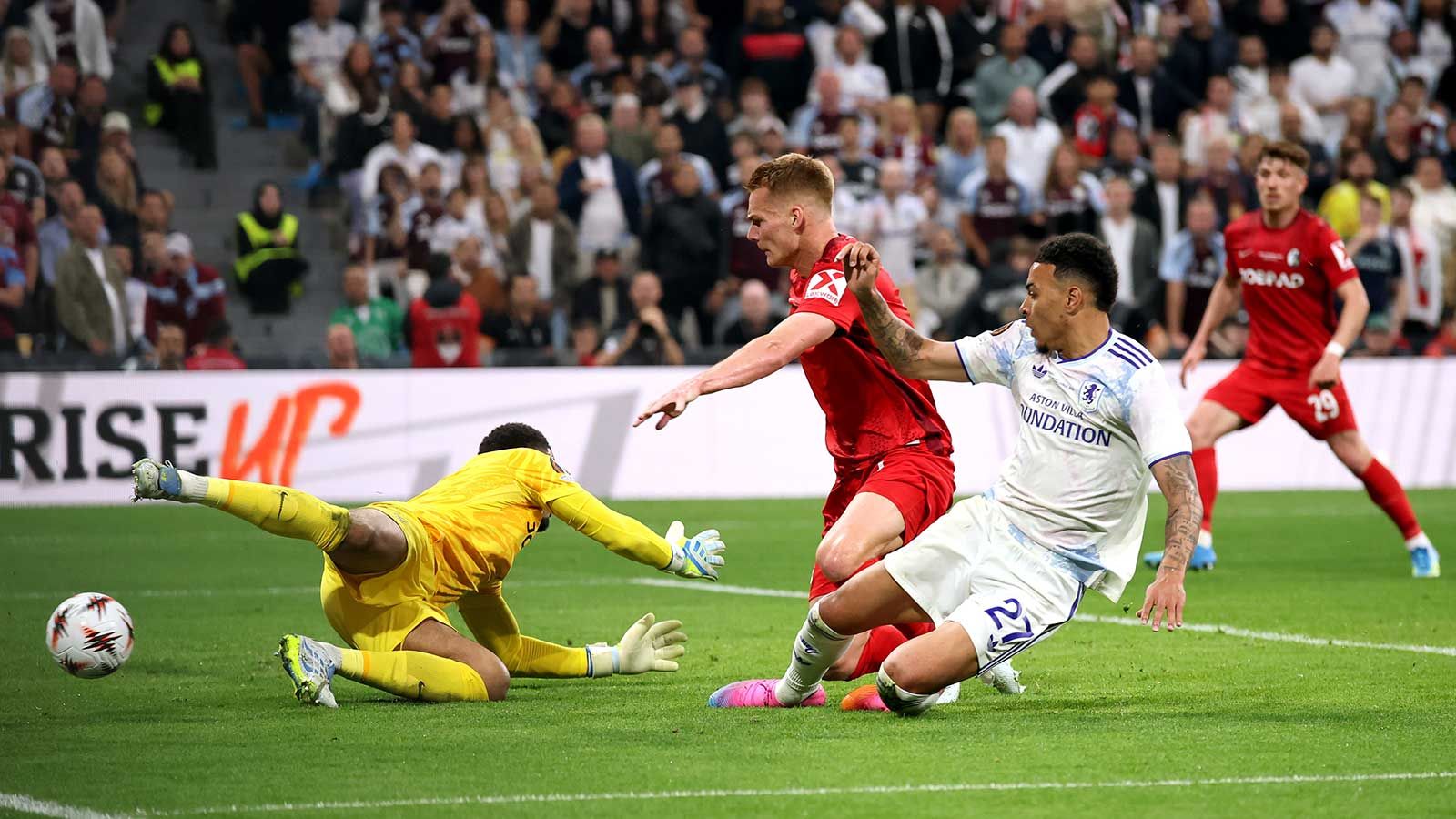 Böses Erwachen aus dem schönsten Traum der Klubgeschichte: SC Freiburg nach Traumtor-Doppelpack im Finale der Europa League chancenlos