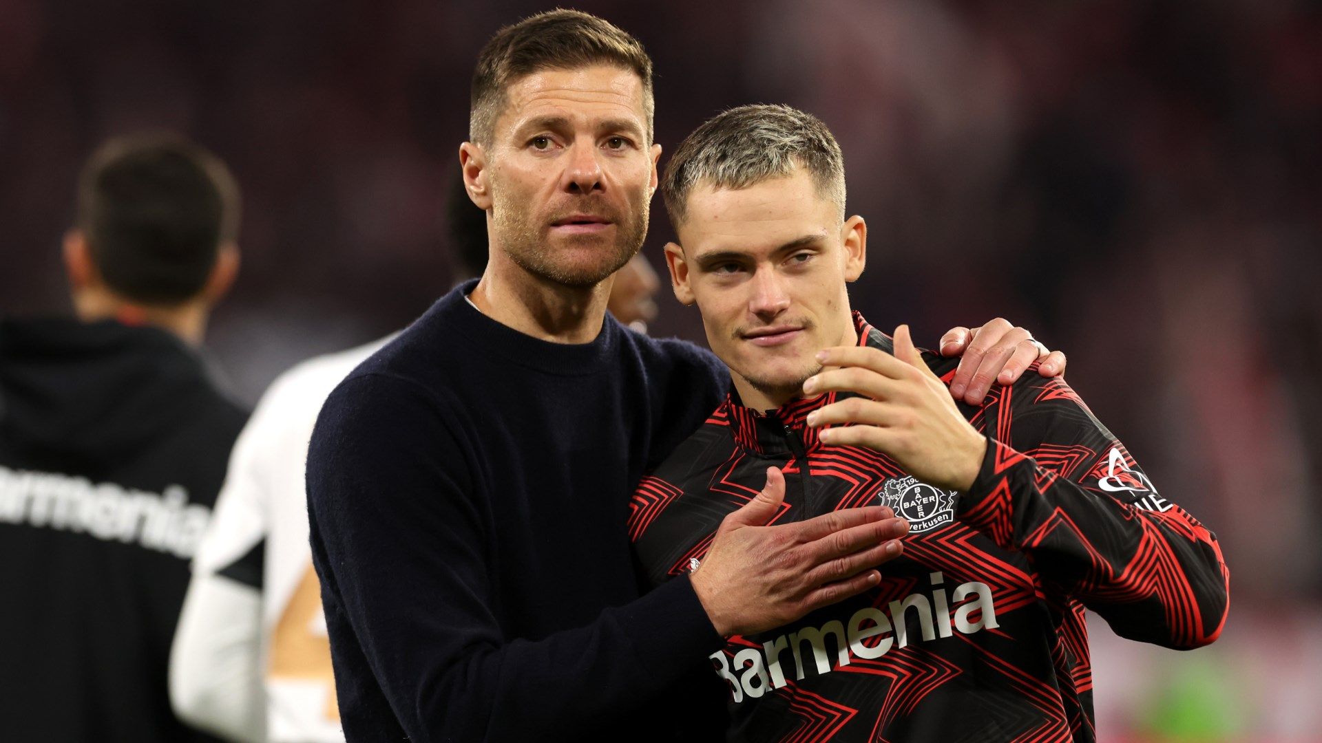 Xabi Alonso Florian Wirtz Bayer Leverkusen 2025