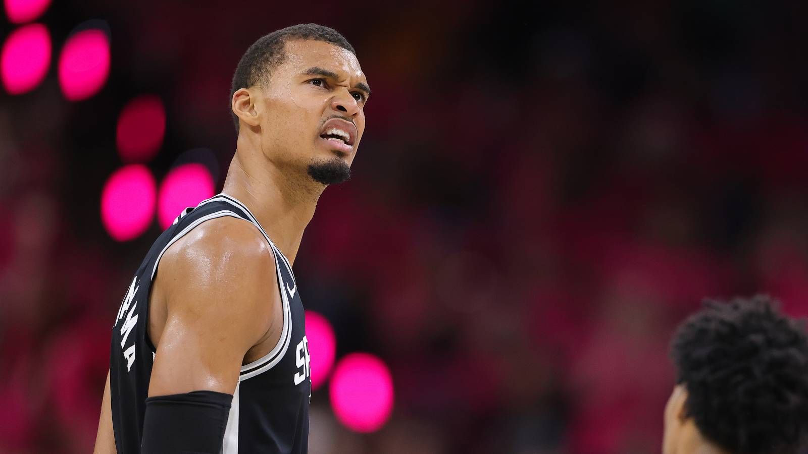 Diese Werte gab es seit 55 Jahren nicht! Oklahoma City Thunder holen dominanten Sieg in den NBA-Playoffs gegen die San Antonio Spurs