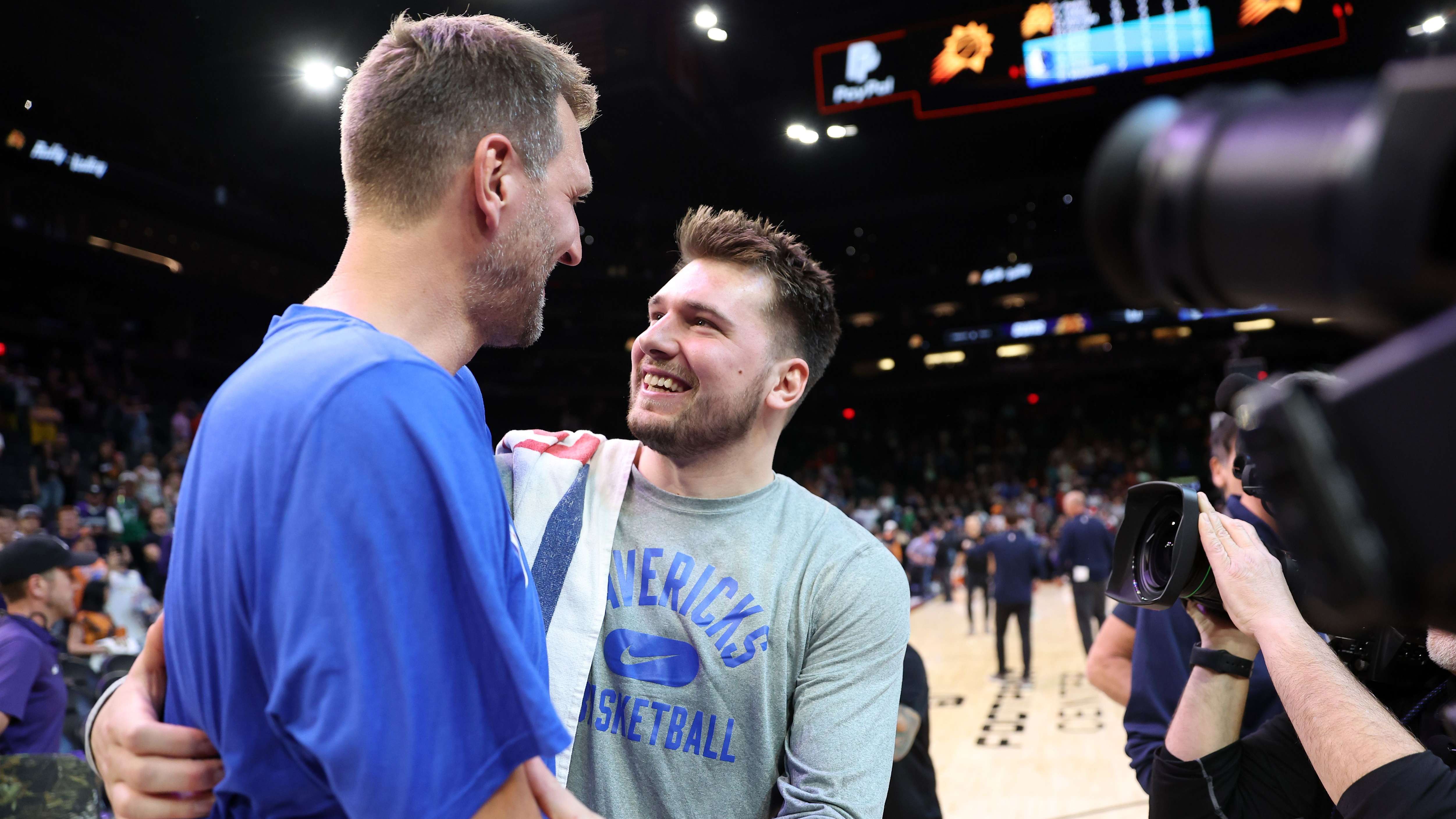 Dallas Mavericks v Phoenix Suns - Game Seven