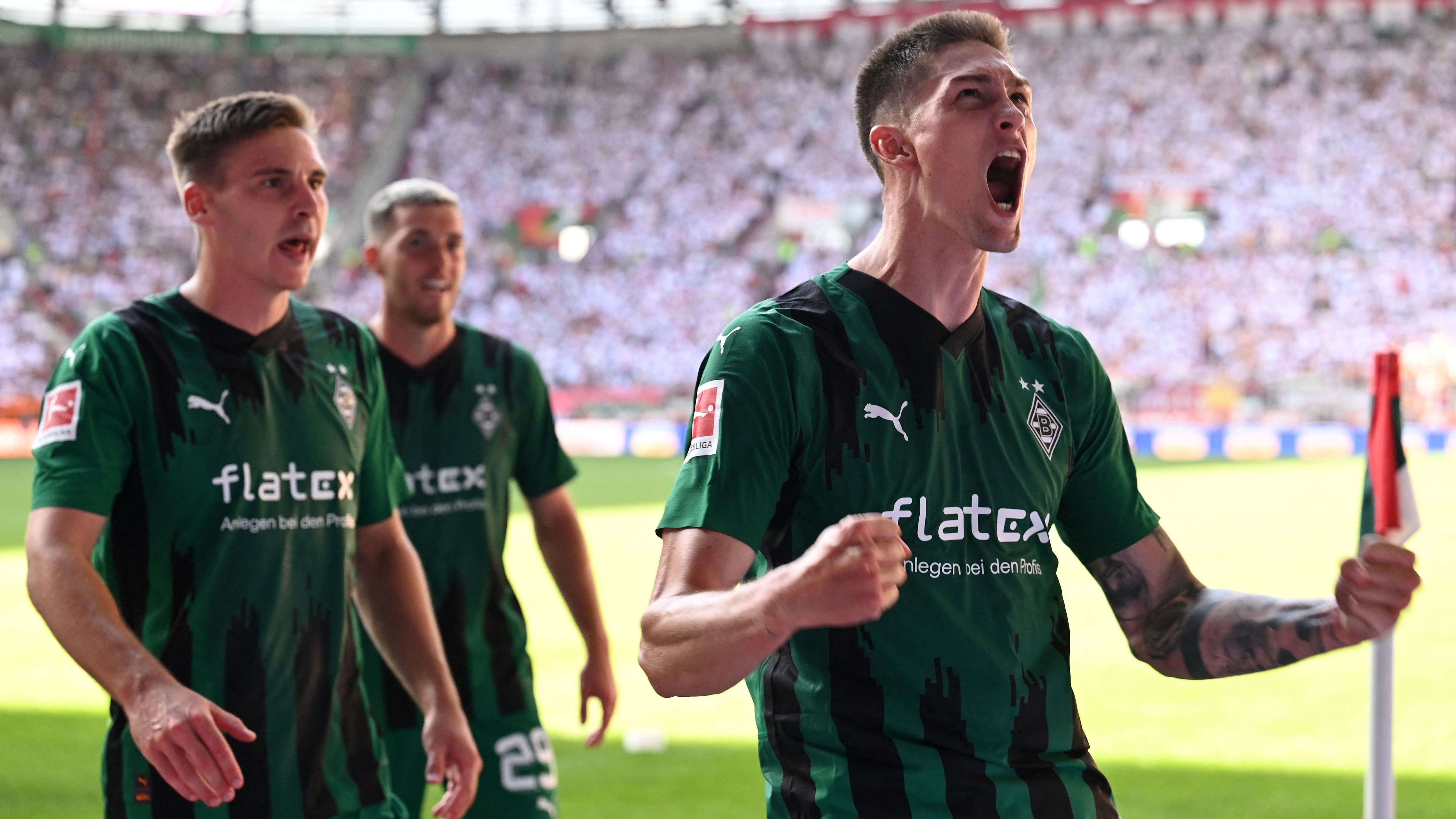 FBL-GER-BUNDESLIGA-AUGSBURG-MOENCHENGLADBACH