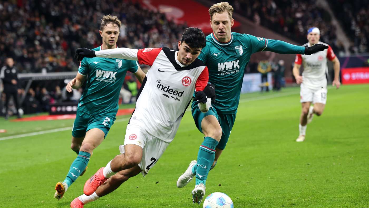 Eintracht Frankfurt v FC Augsburg - Bundesliga
