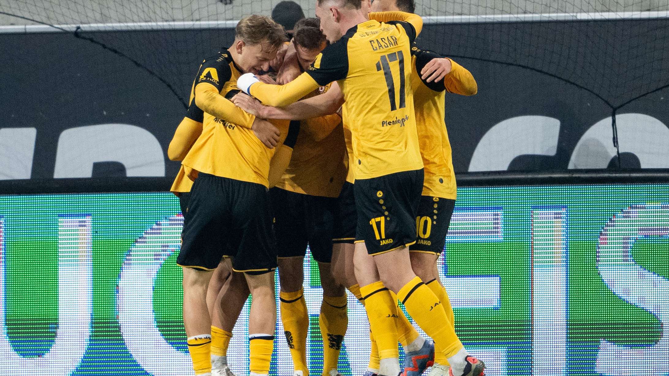 Dynamo Dresden v Arminia Bielefeld - 3. Liga