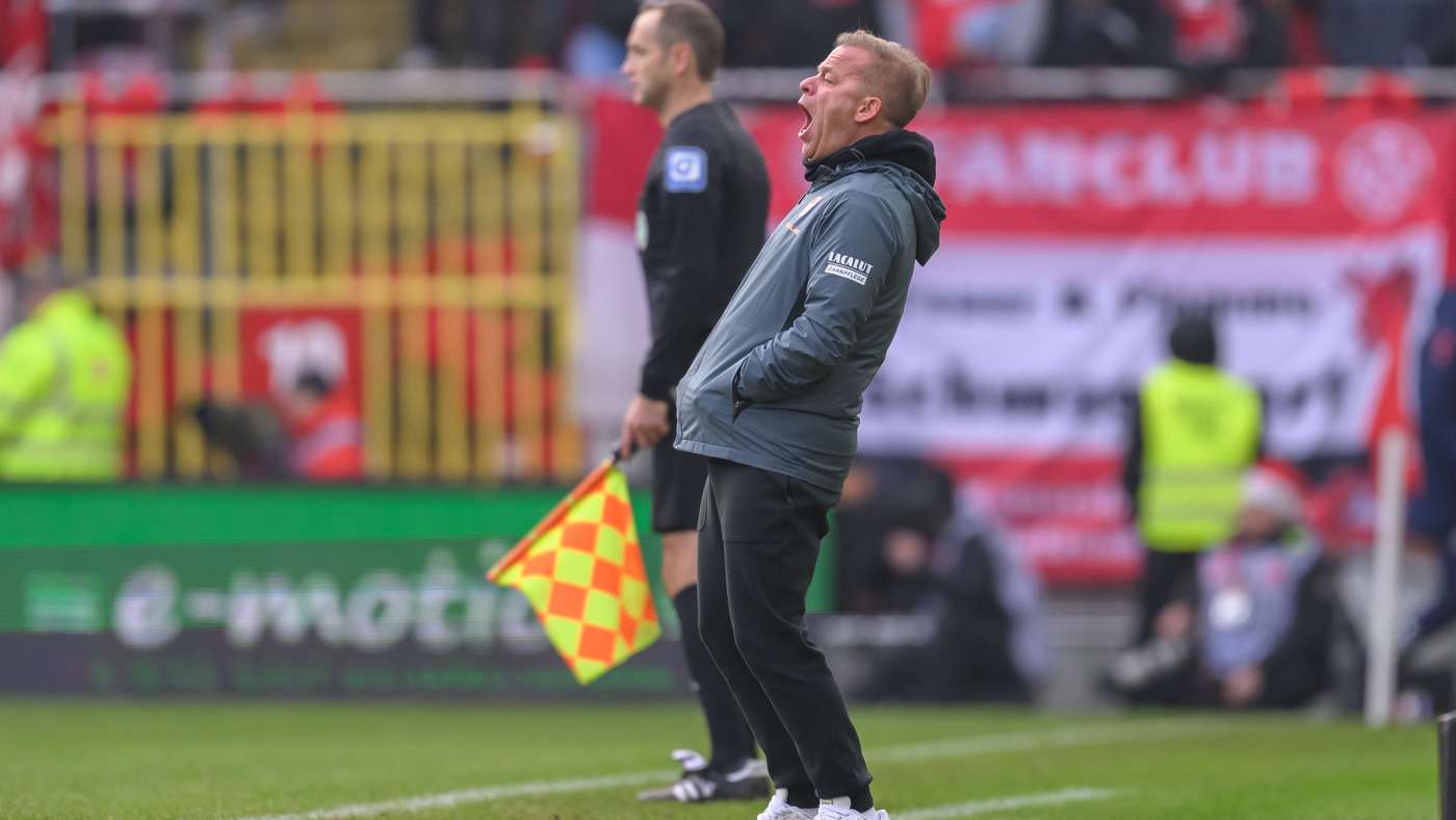 1. FC Kaiserslautern v 1. FC Köln - Second Bundesliga
