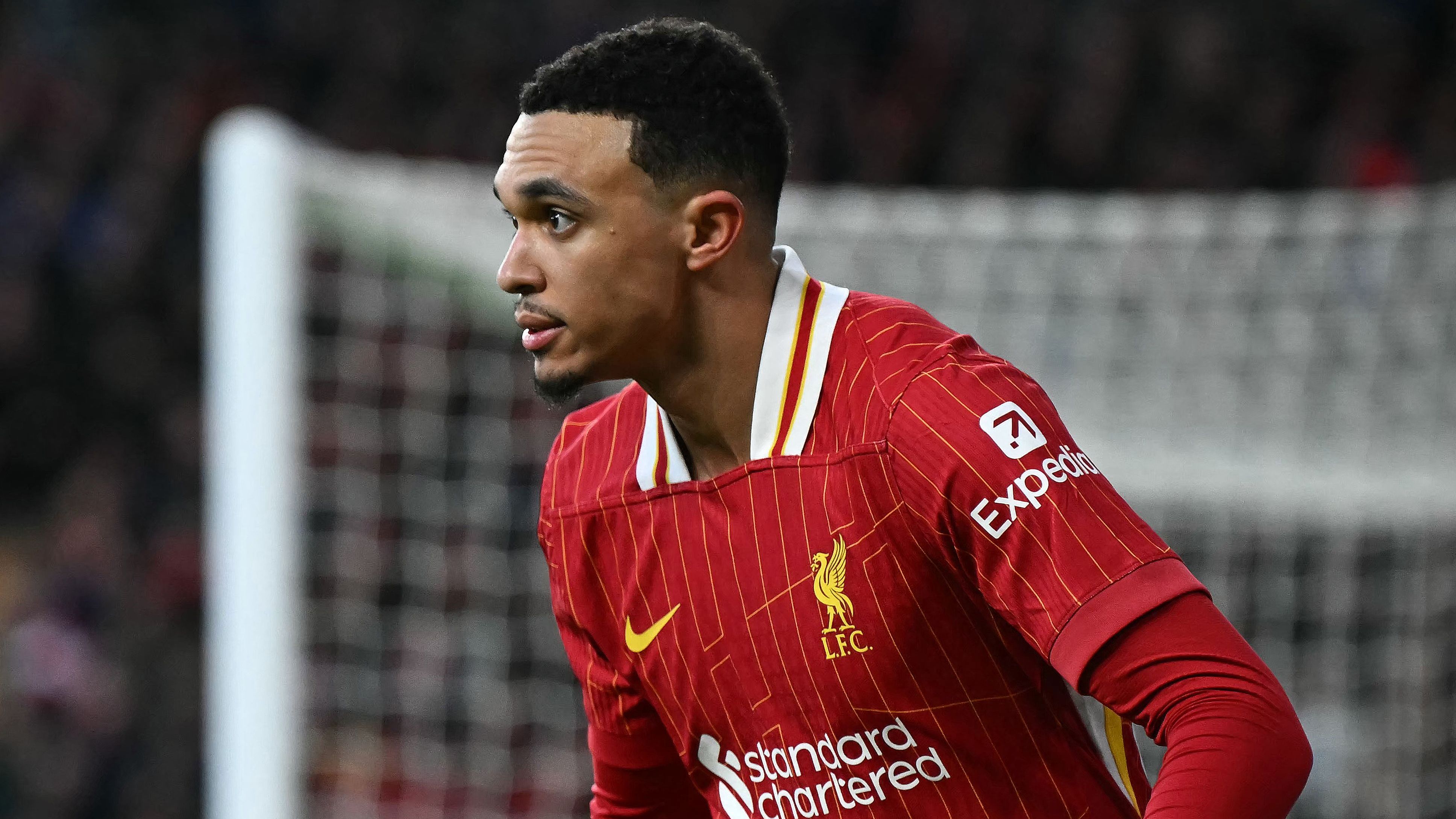 Bestmarke pulverisiert! Trent Alexander-Arnold knackt über 18 Jahre ...