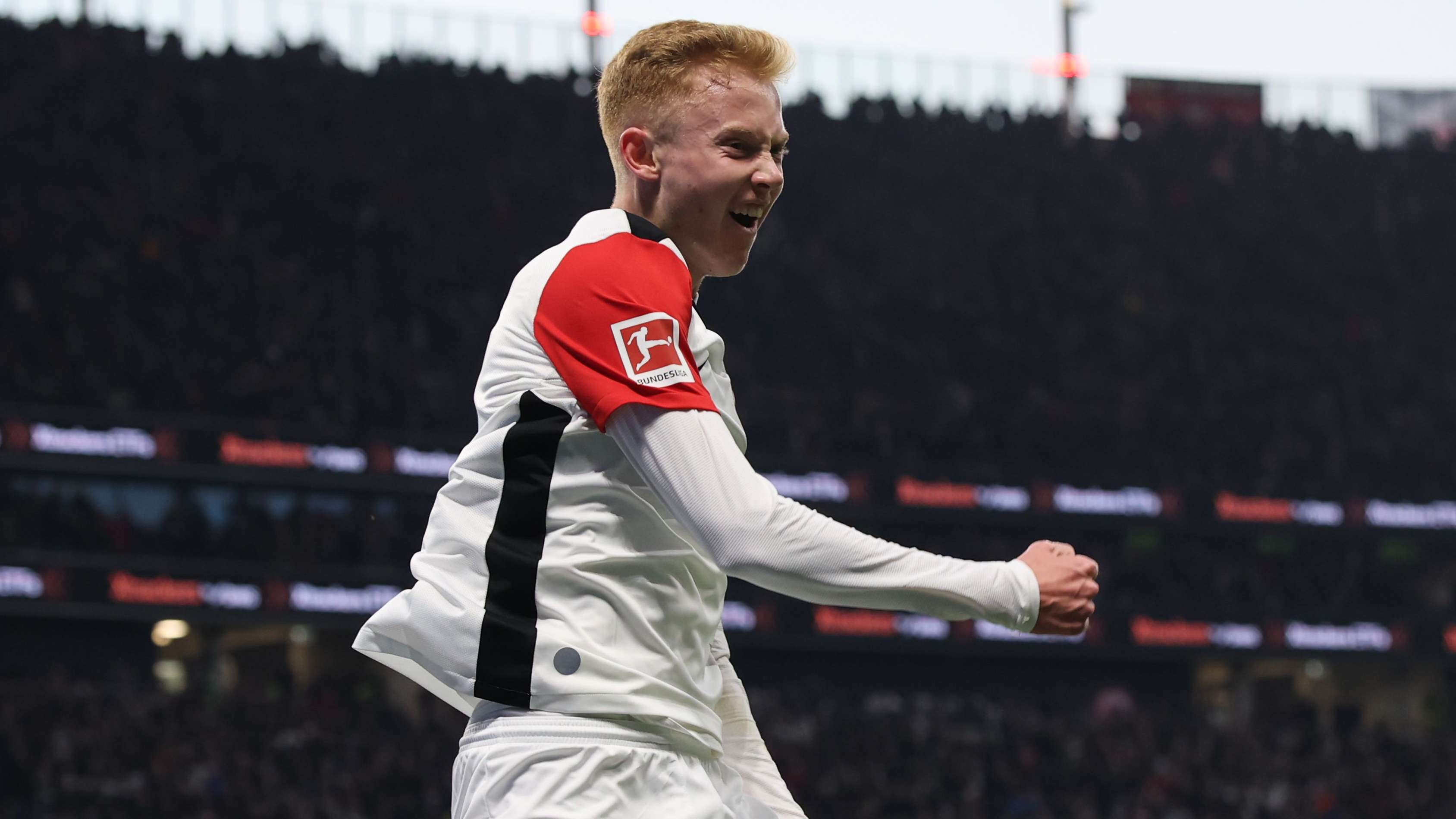 Eintracht Frankfurt v Holstein Kiel - Bundesliga