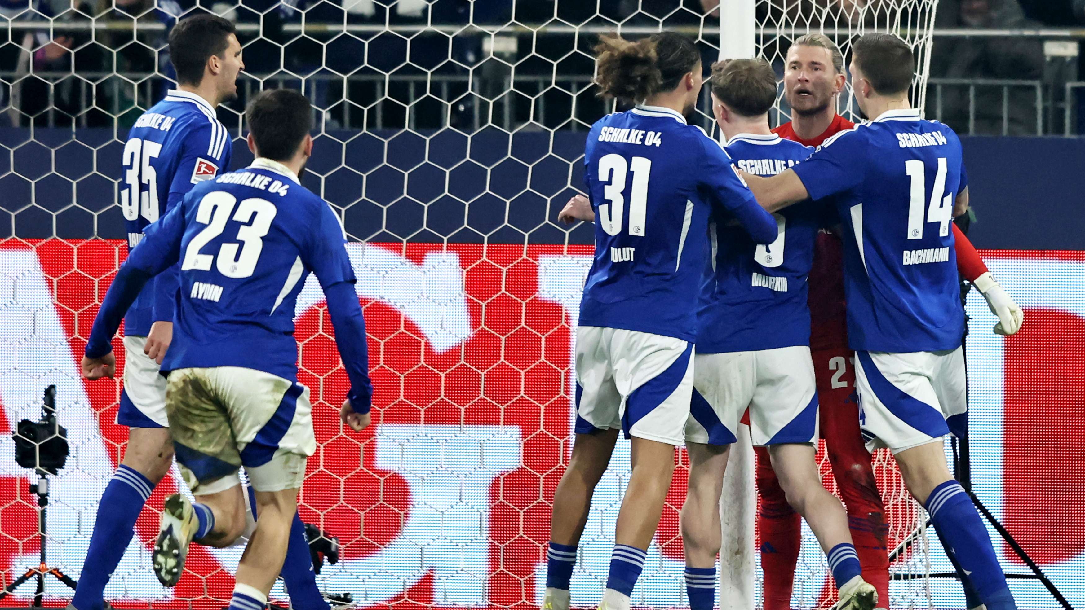 FC Schalke 04 v SC Preußen Münster - Second Bundesliga