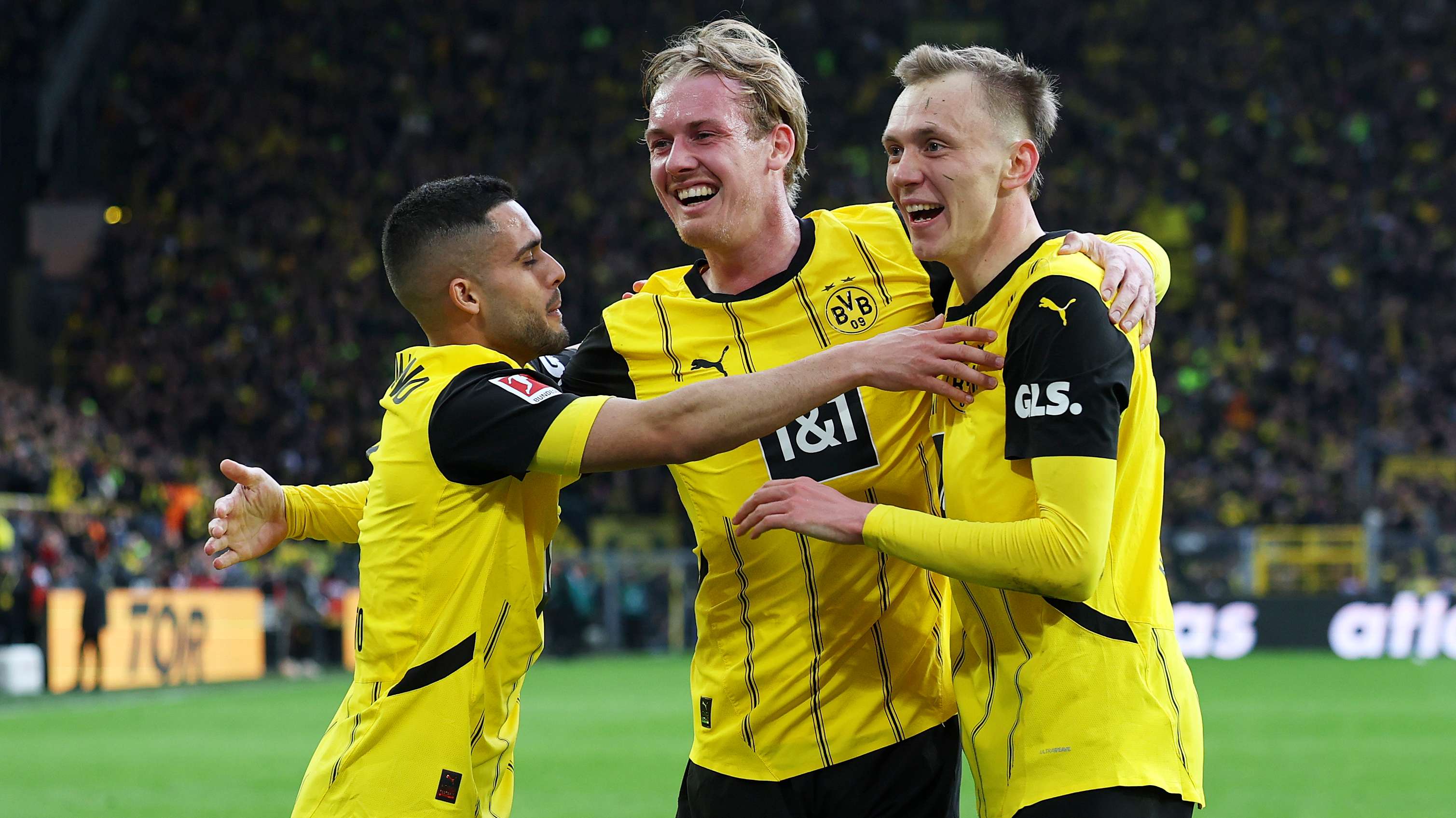 Borussia Dortmund v 1. FSV Mainz 05 - Bundesliga