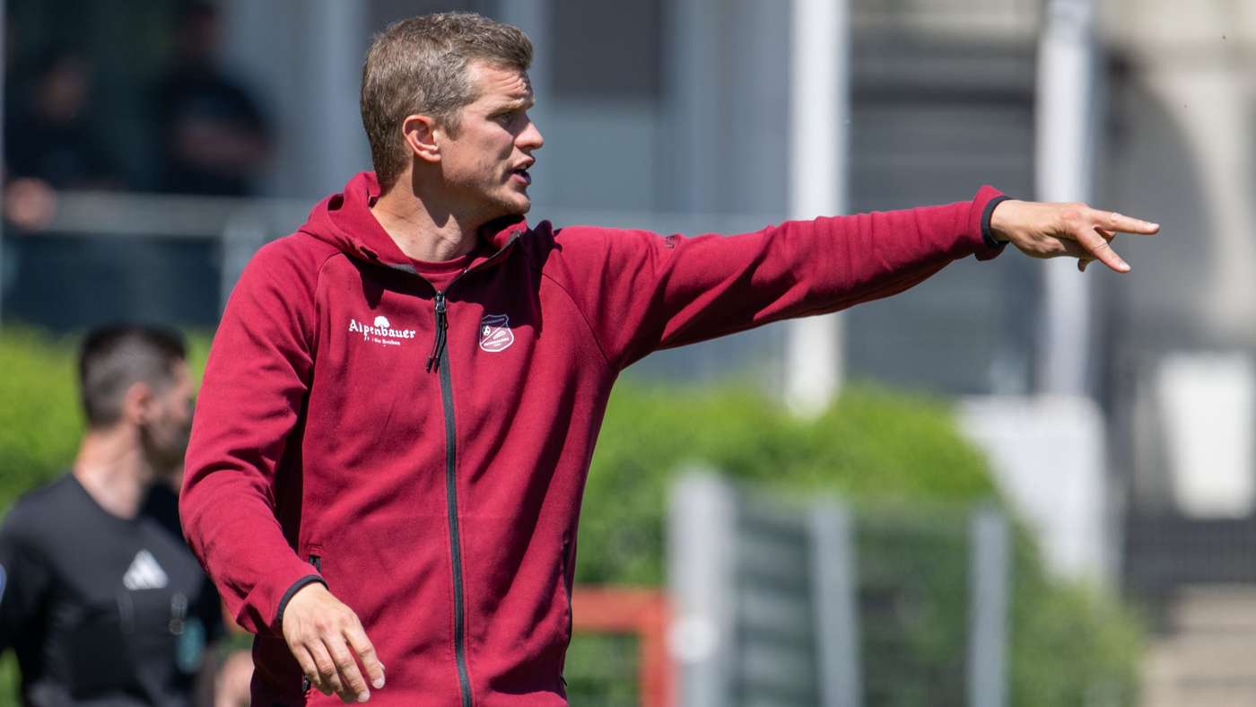 SpVgg Unterhaching v Arminia Bielefeld - 3. Liga