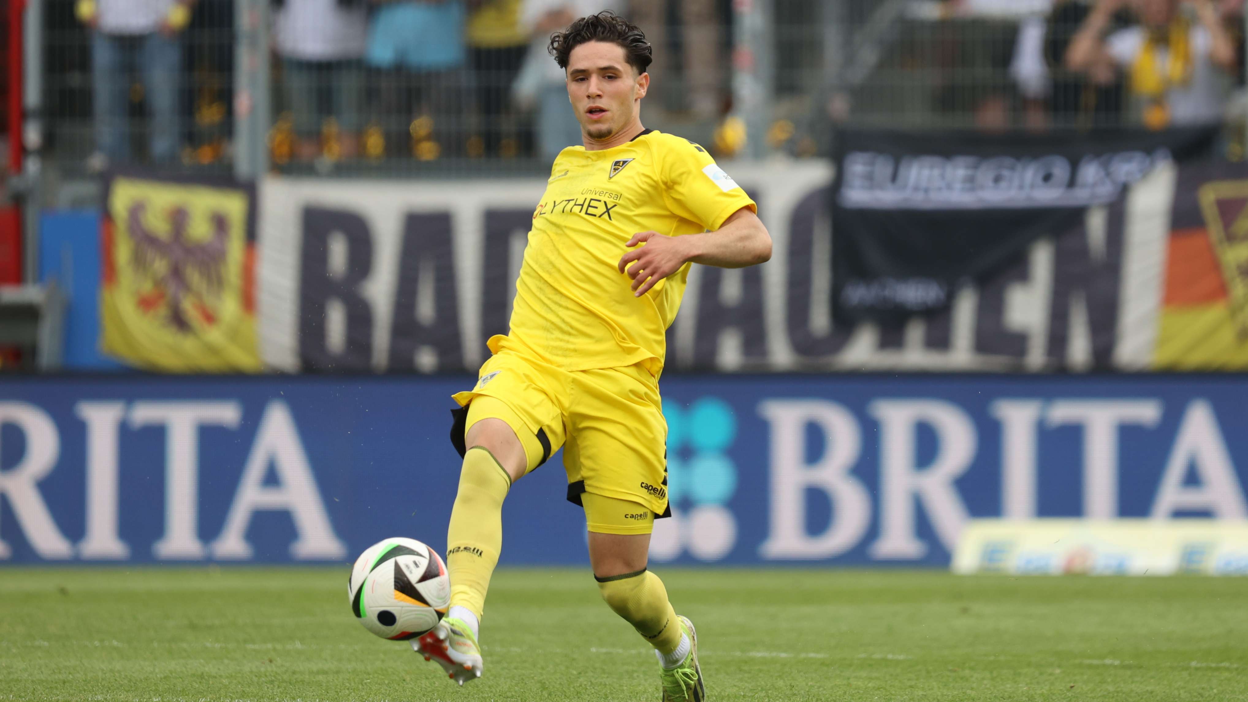 SV Wehen Wiesbaden v Alemannia Aachen - 3. Liga
