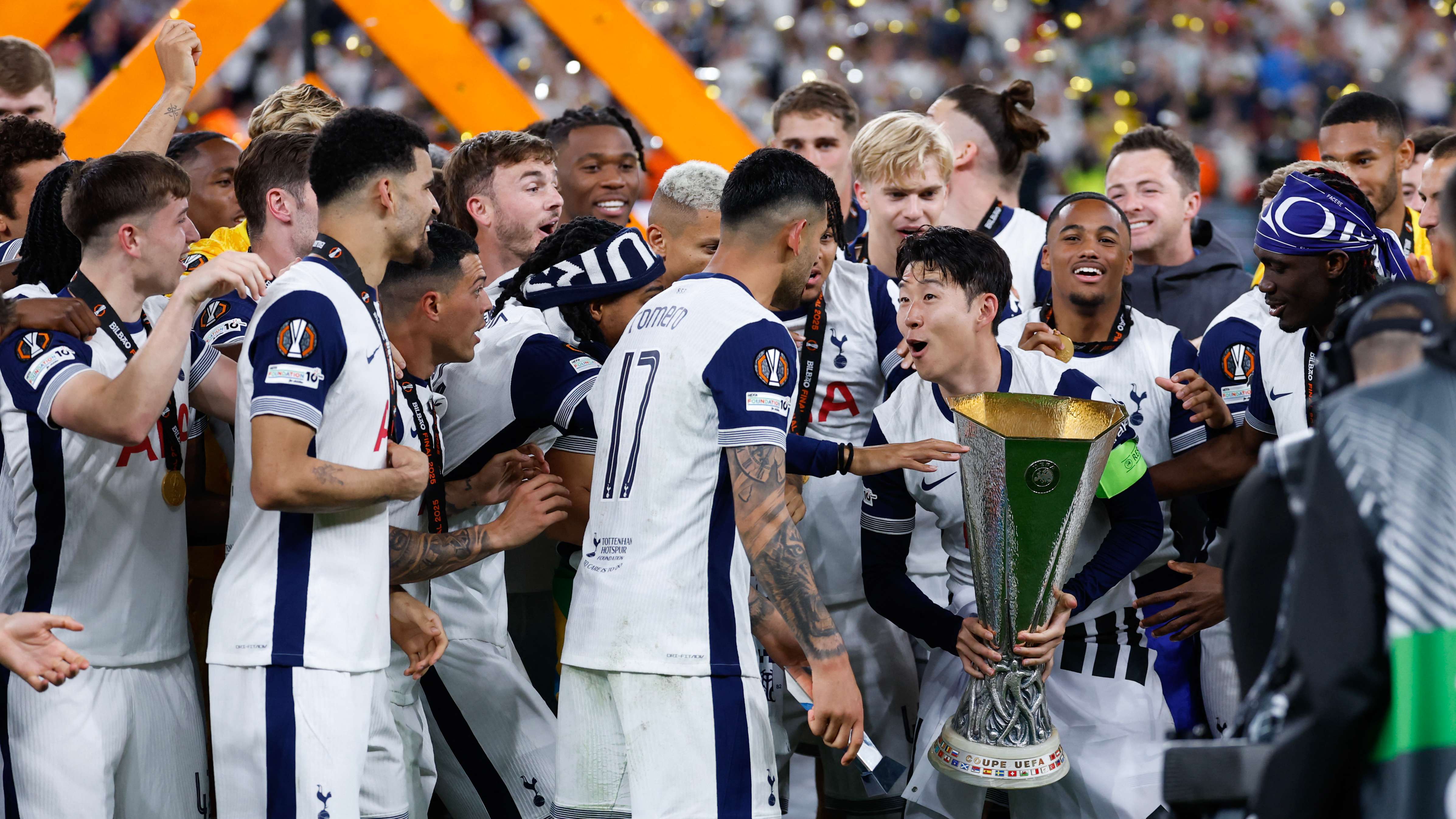 FBL-EUR-C3-TOTTENHAM-MAN UTD