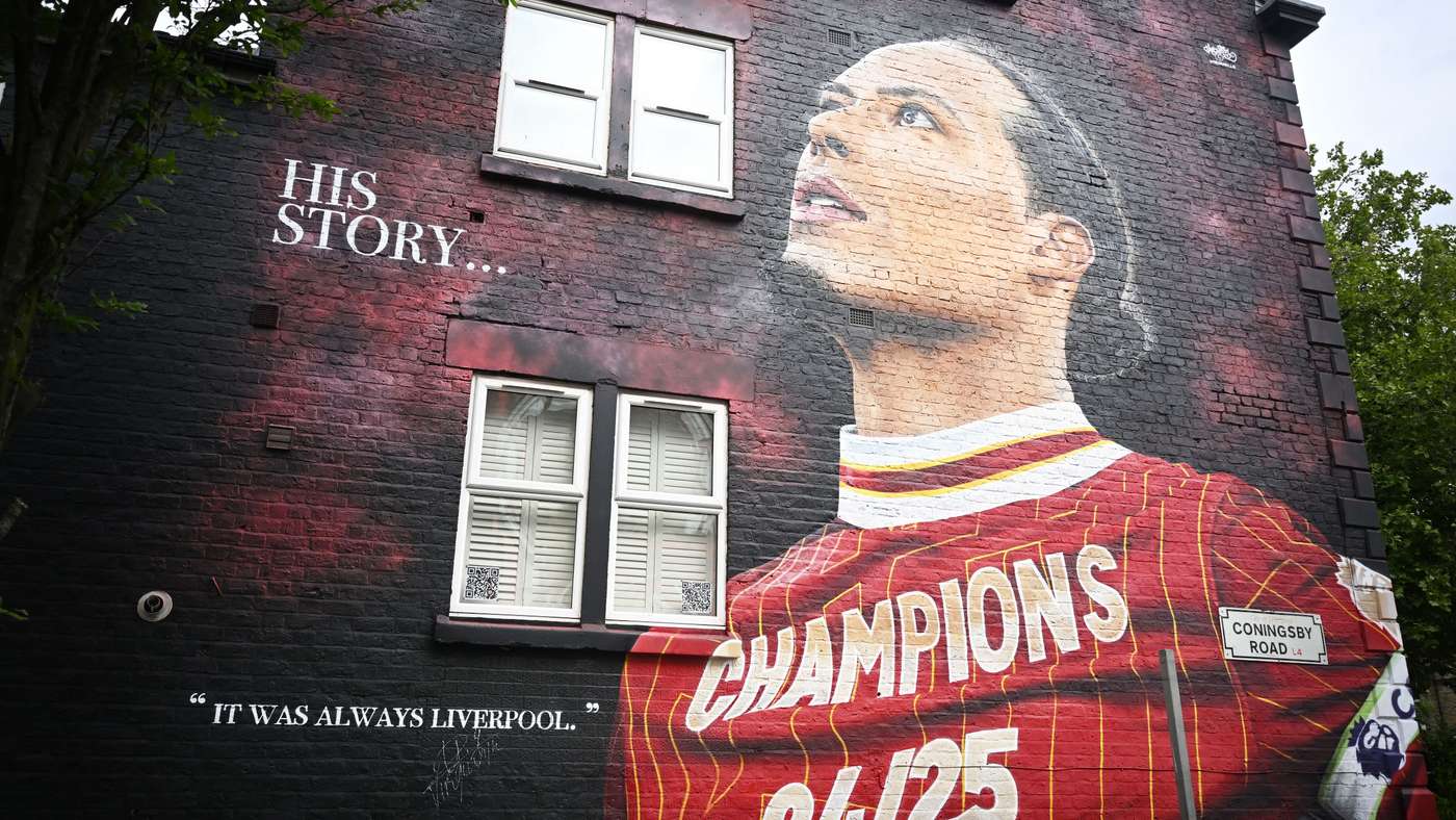 BRITAIN-FBL-LIVERPOOL-ART