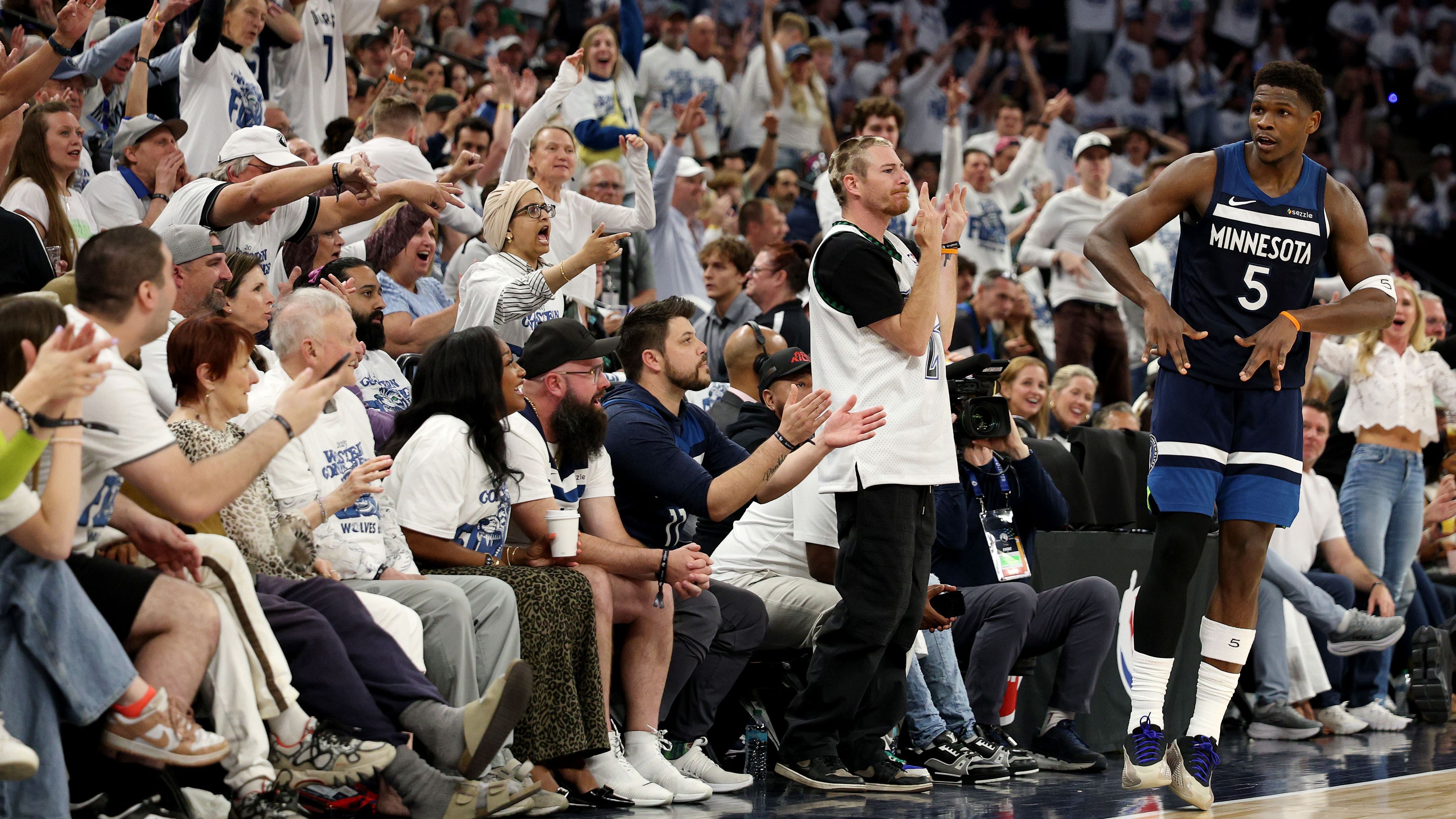 Minnesota Timberwolves (W6) - Oklahoma City Thunder (W1) 143:101, Serie 1:2