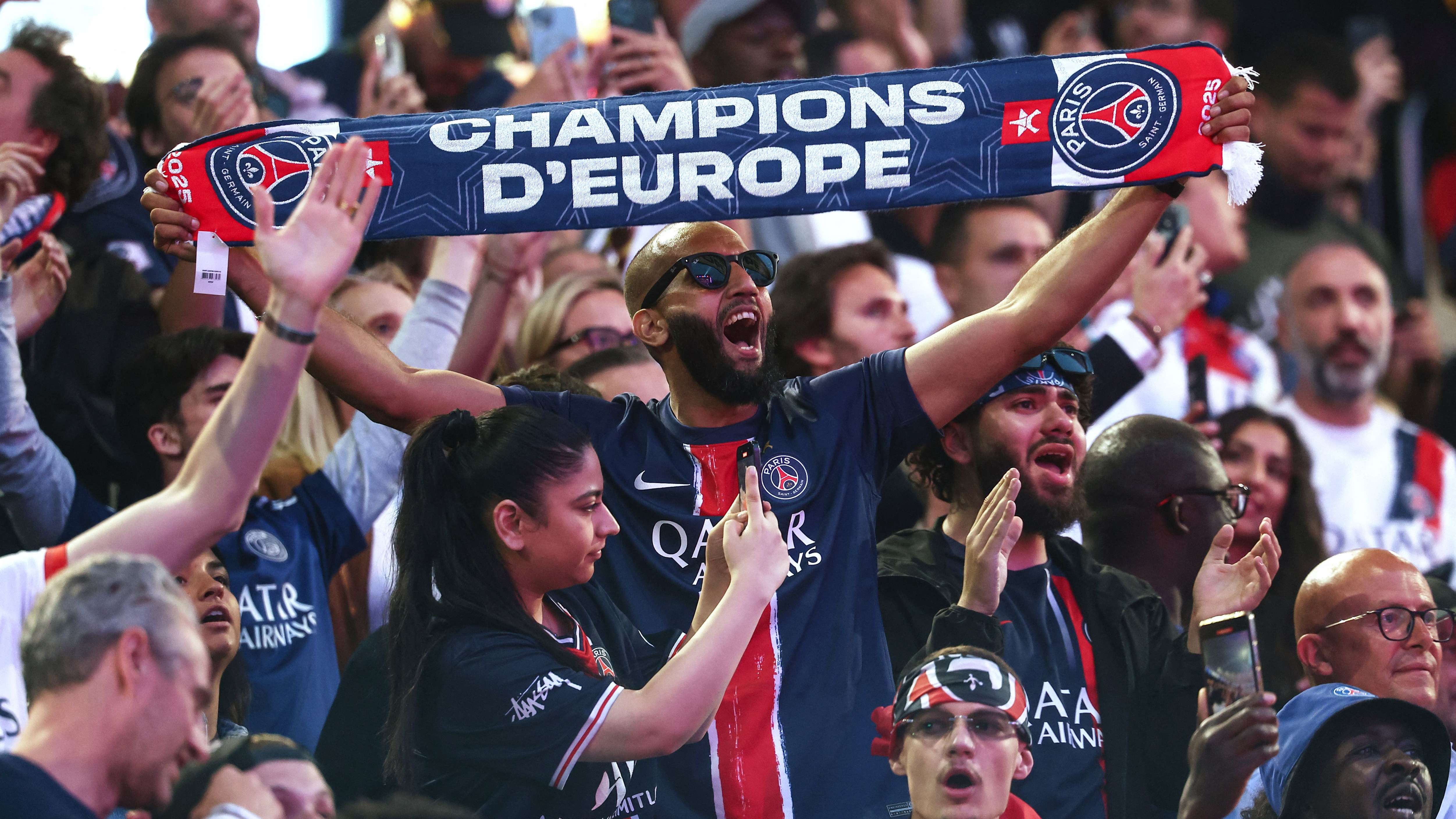 FBL-EUR-C1-PSG-TROPHY