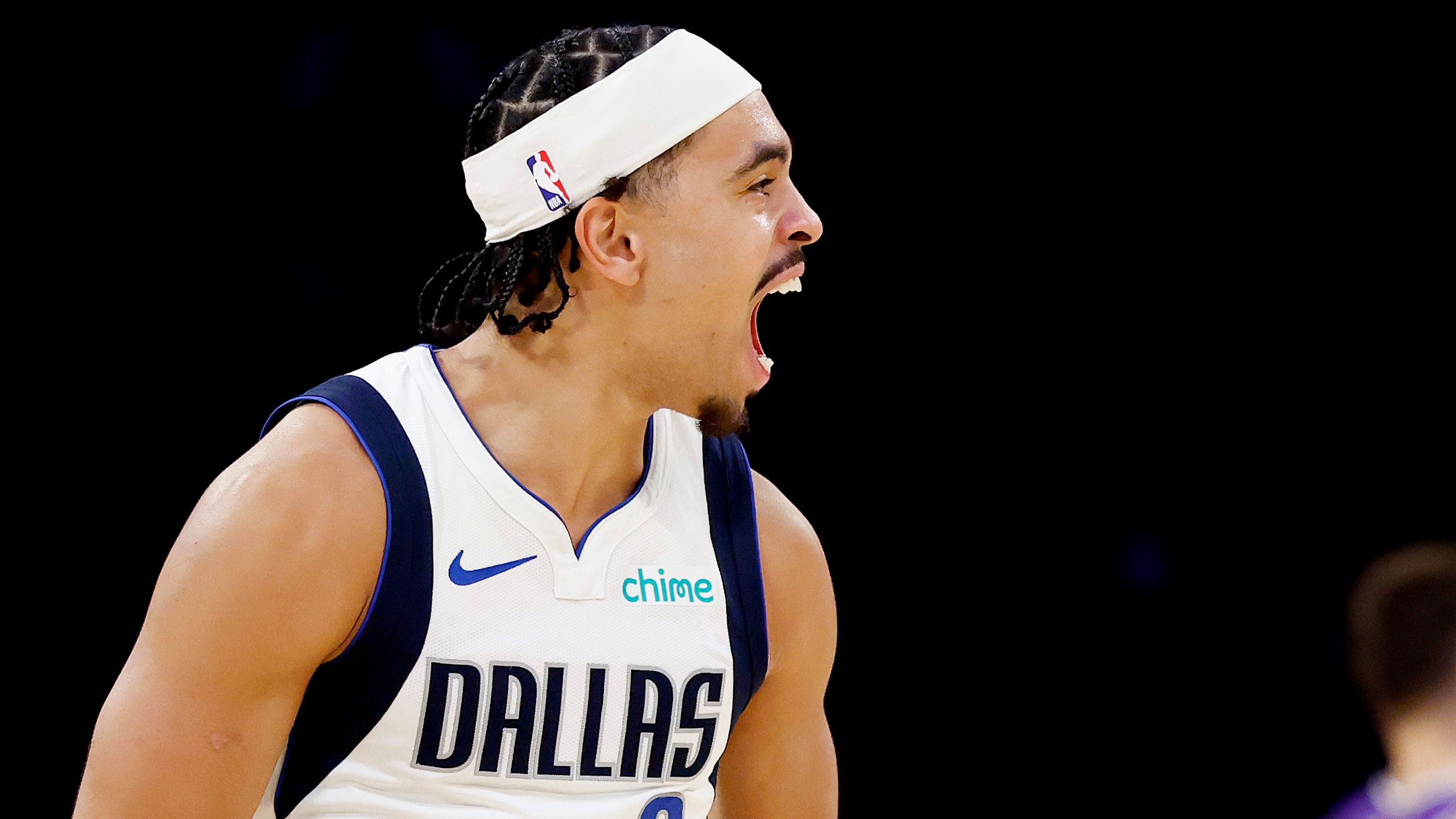 3 NBA News: Nuggets Sign Nembhard, Russell Moves to China