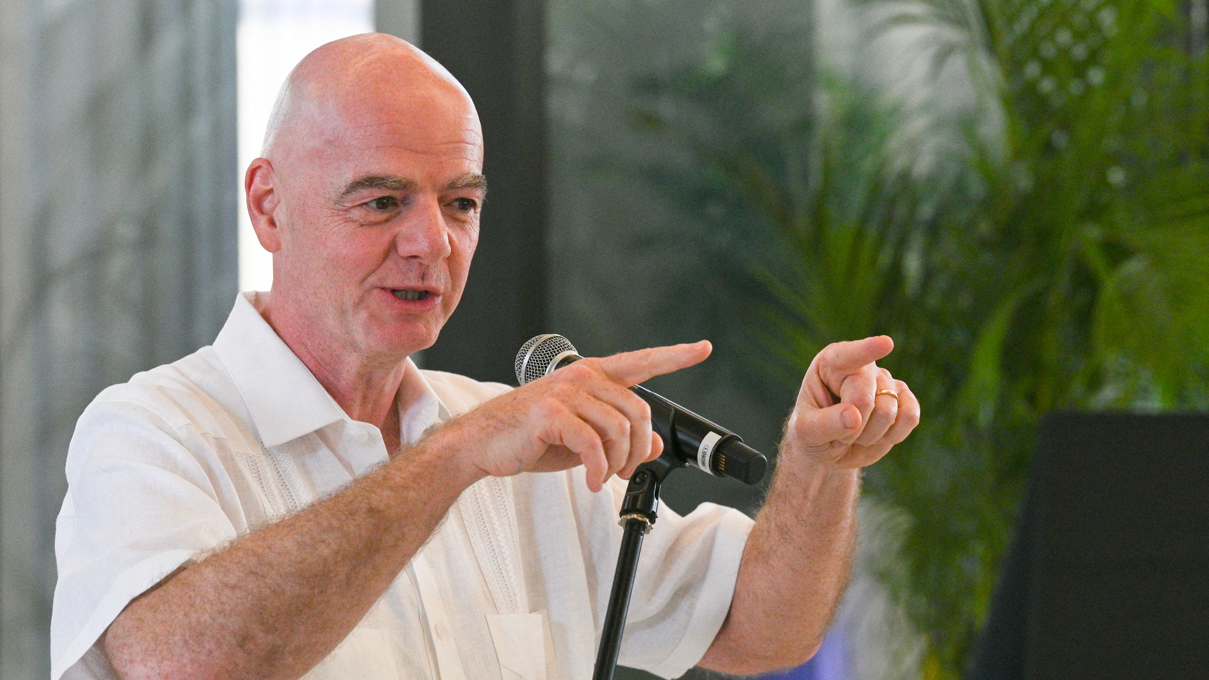 Sie soll für mehr Tore sorgen! FIFA testet Abseits-Revolution erstmals im Ligabetrieb