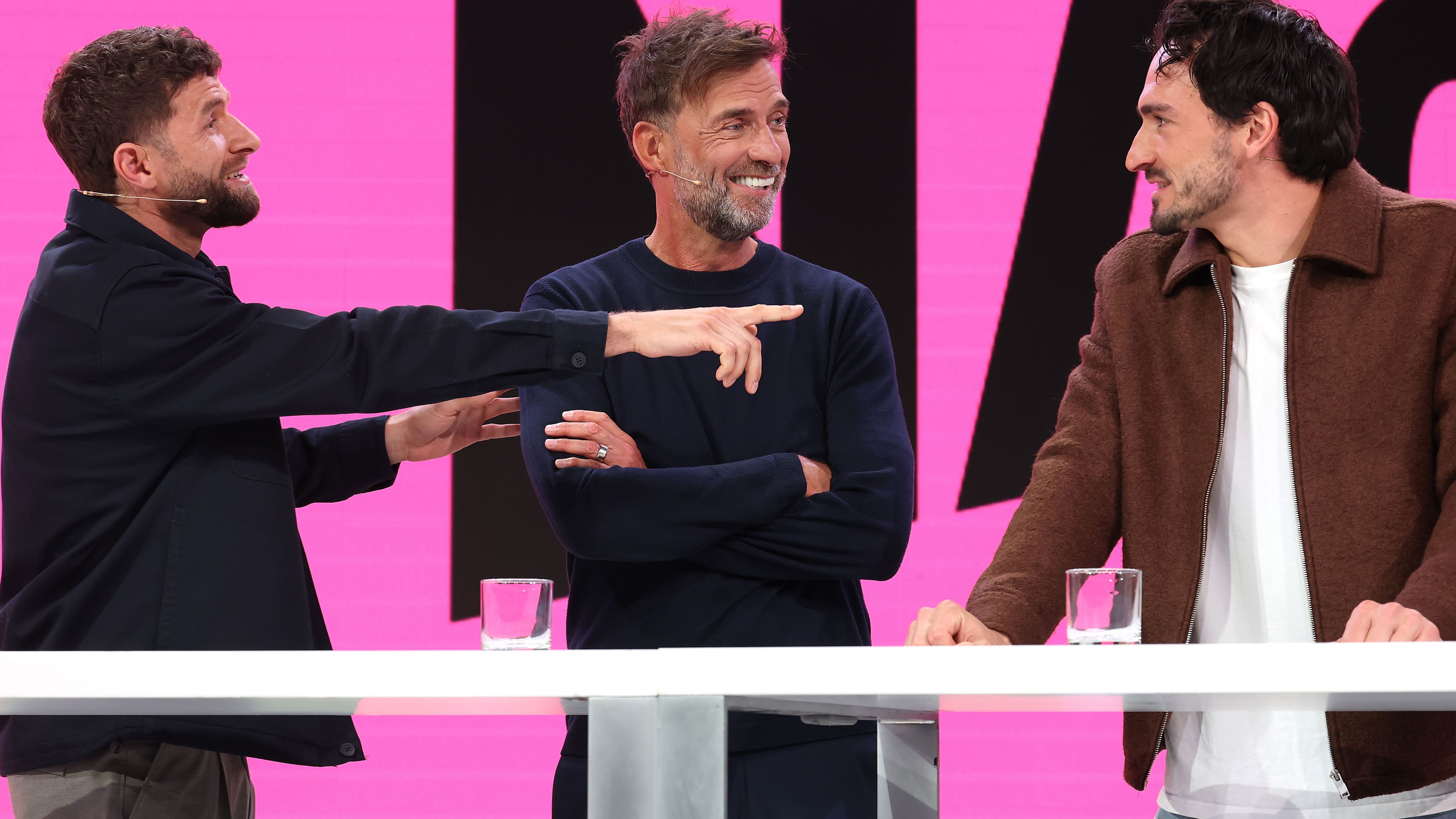 Müller believed Franck Ribéry deserved a red card earlier in the game