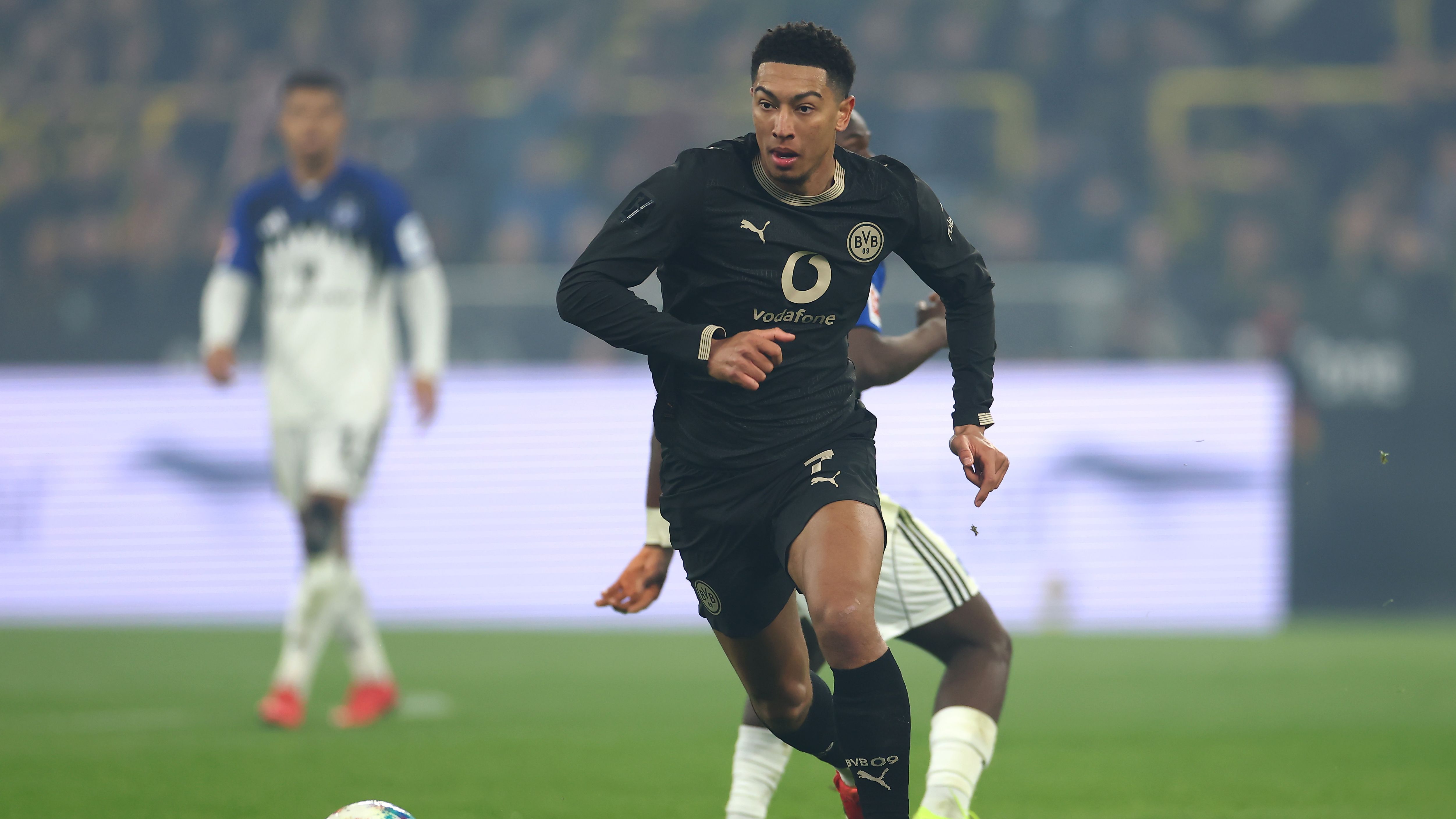 VfB Stuttgart vs Borussia Dortmund heute live sehen: Wer zeigt / überträgt  im TV und Livestream?