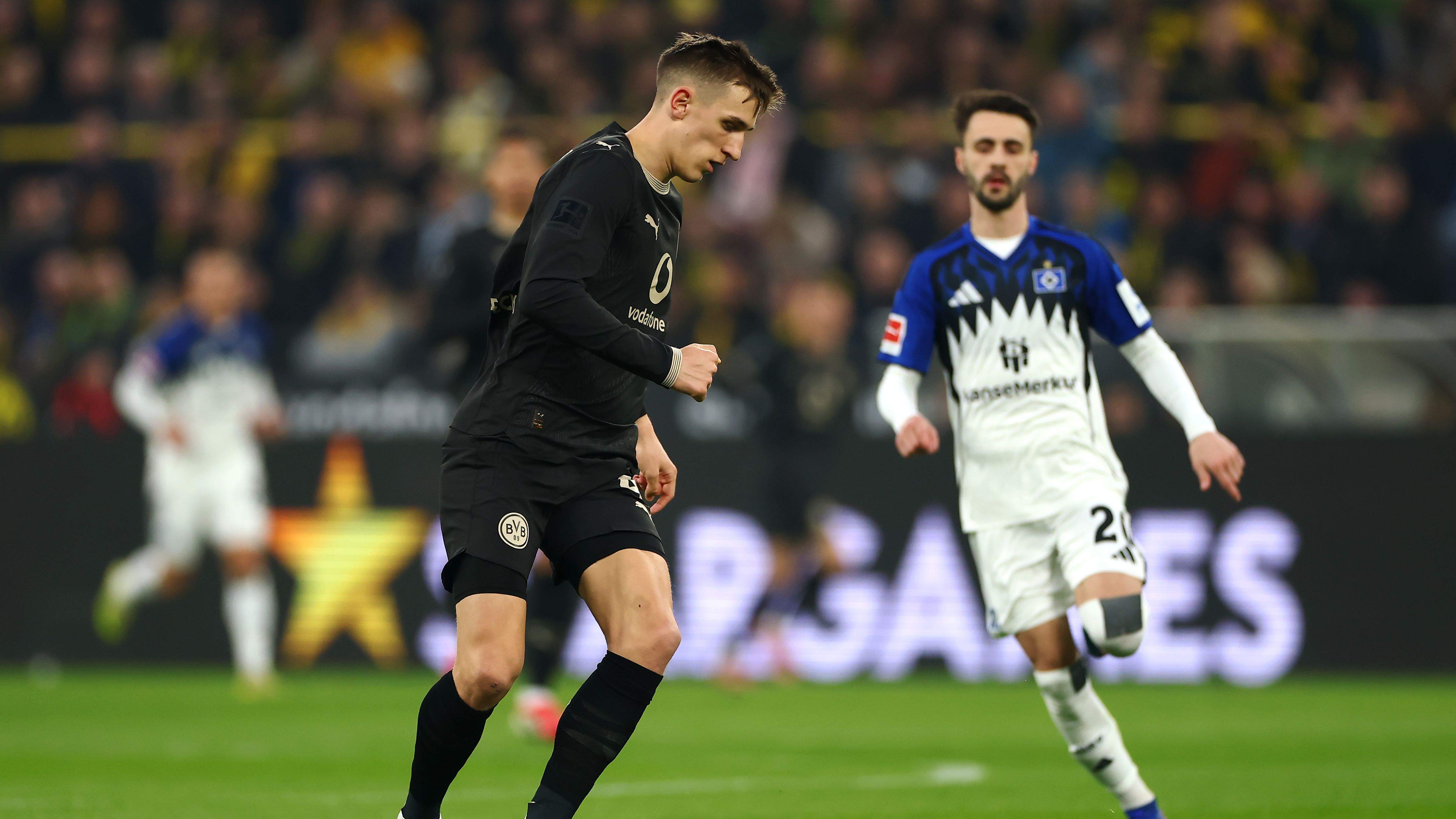 Bundesliga heute live sehen: Warum findet kein Freitagsspiel statt und was bedeutet es für den 28. Spieltag?