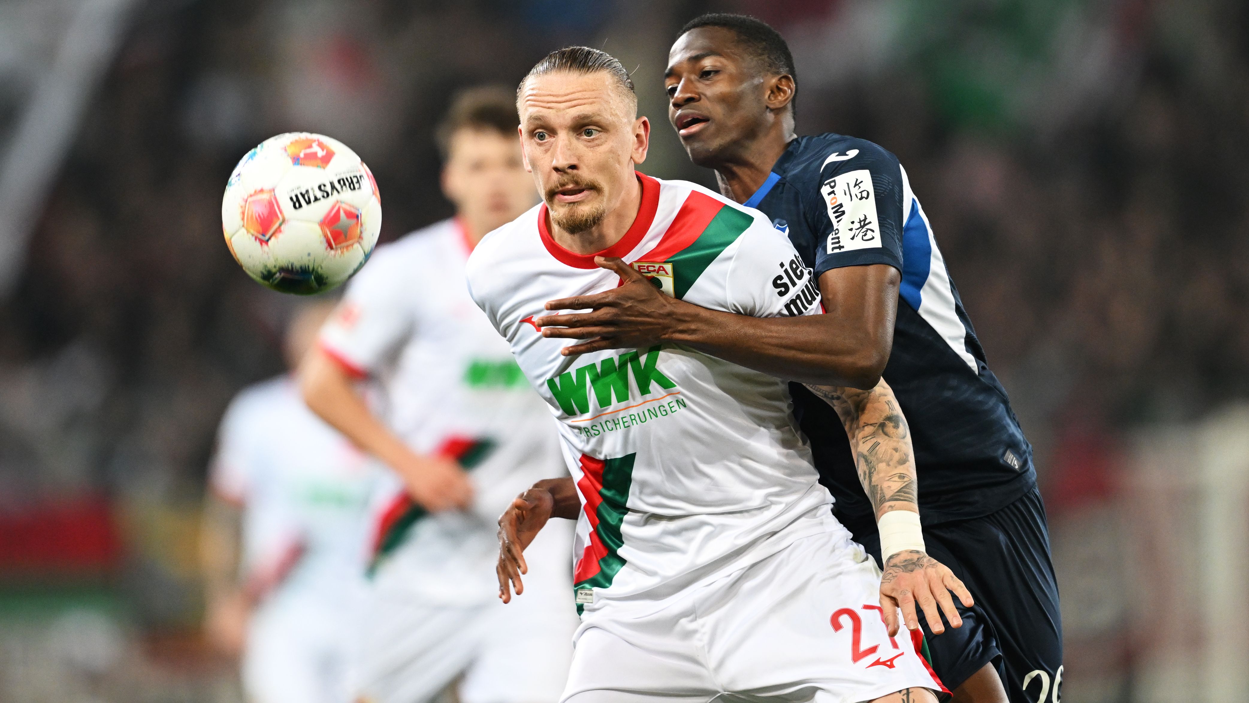 Wilde erste Halbzeit und ein fataler Fehlschuss kurz vor Schluss: Kein Sieger zwischen dem FC Augsburg und 1899 Hoffenheim