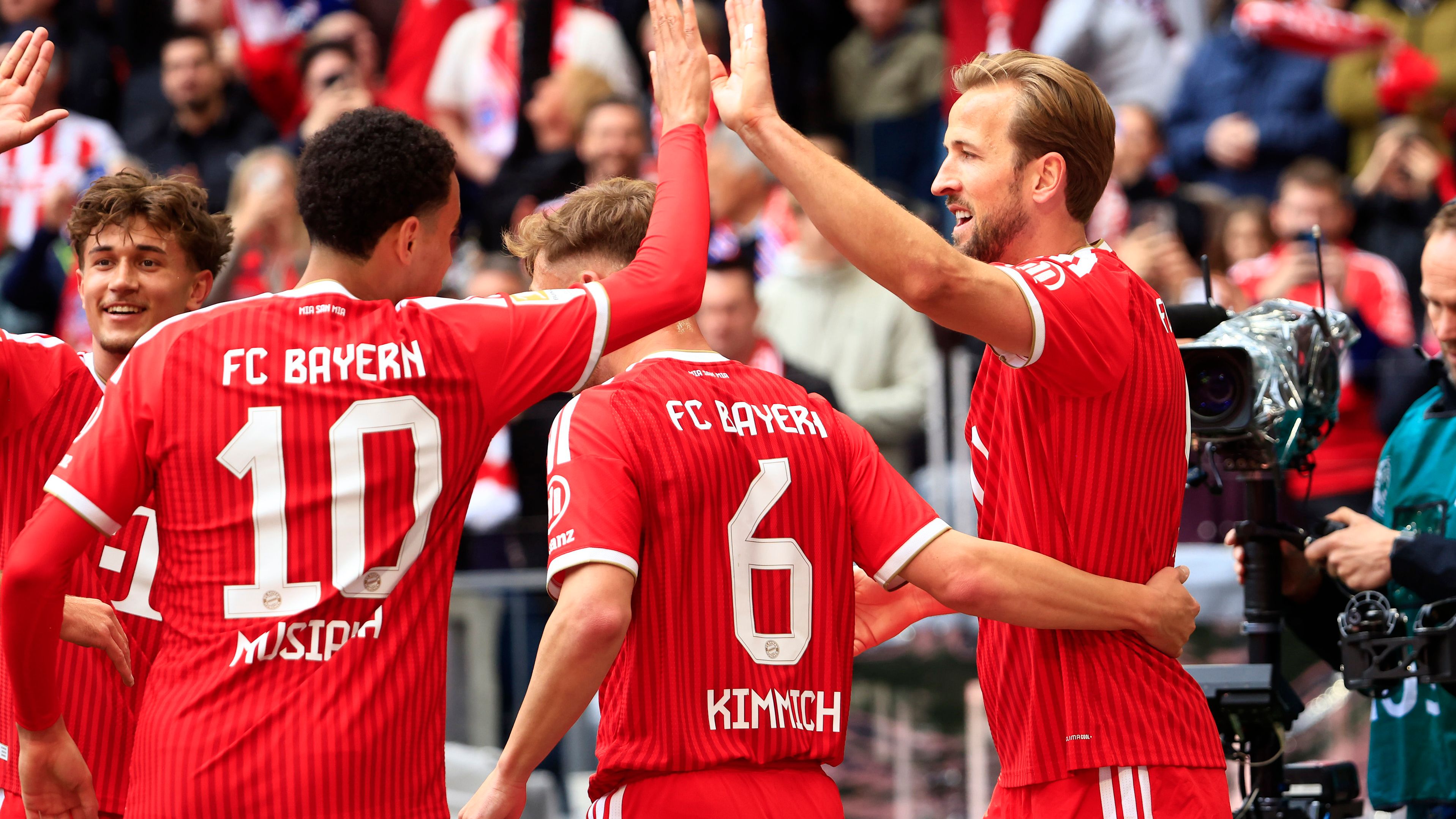 DFB-Pokal, Verteilung Preisgeld 2026: Wie viel Geld haben der FC Bayern und der VfB Stuttgart bislang verdient und wie viel gewinnen sie für den Einzug in das Finale sowie den Pokalsieg?