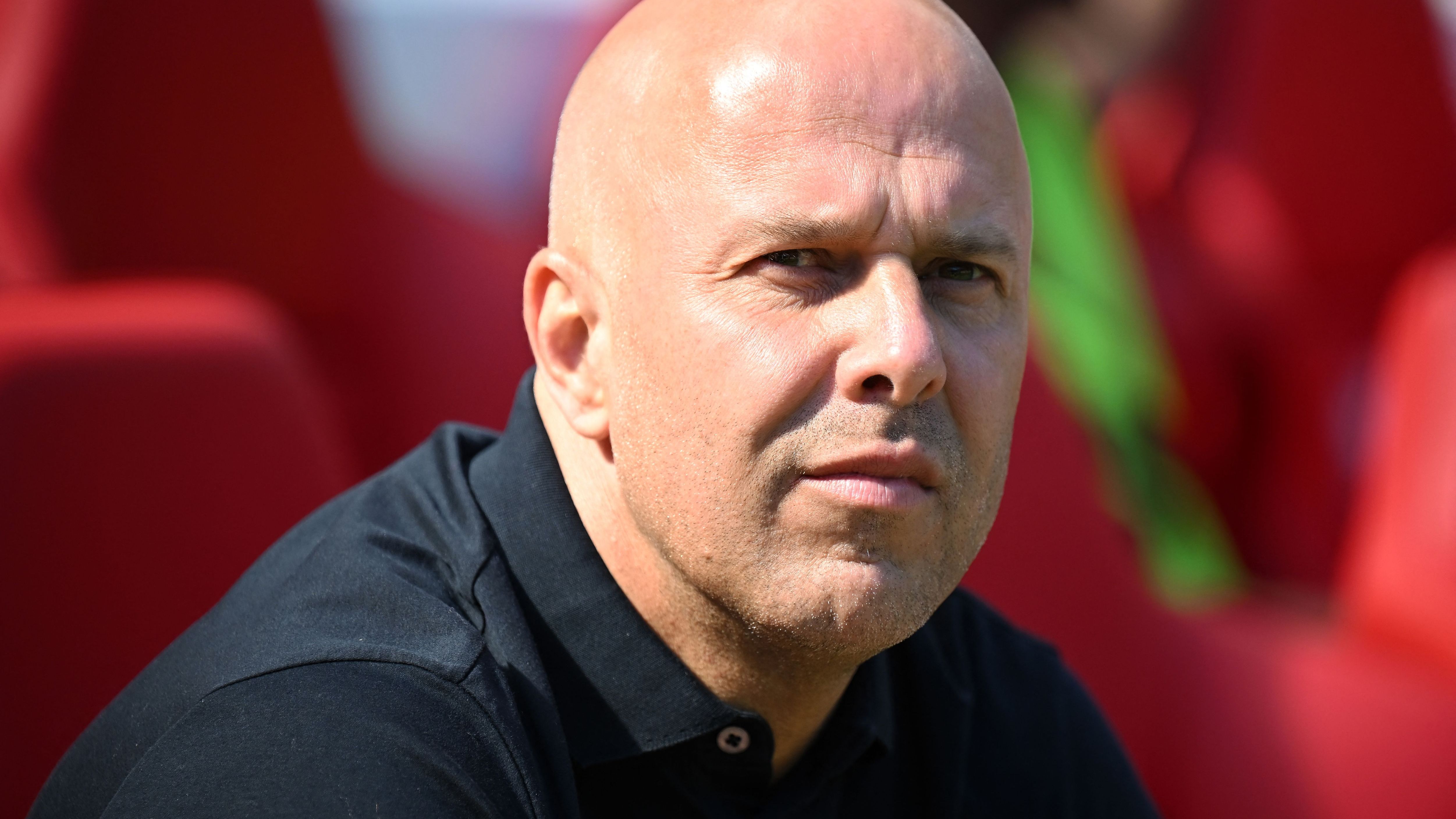 Irre Entwicklung bei Arne Slot: Verhandlungen mit Spitzenklub kurz nach dem Aus beim FC Liverpool laufen wohl schon